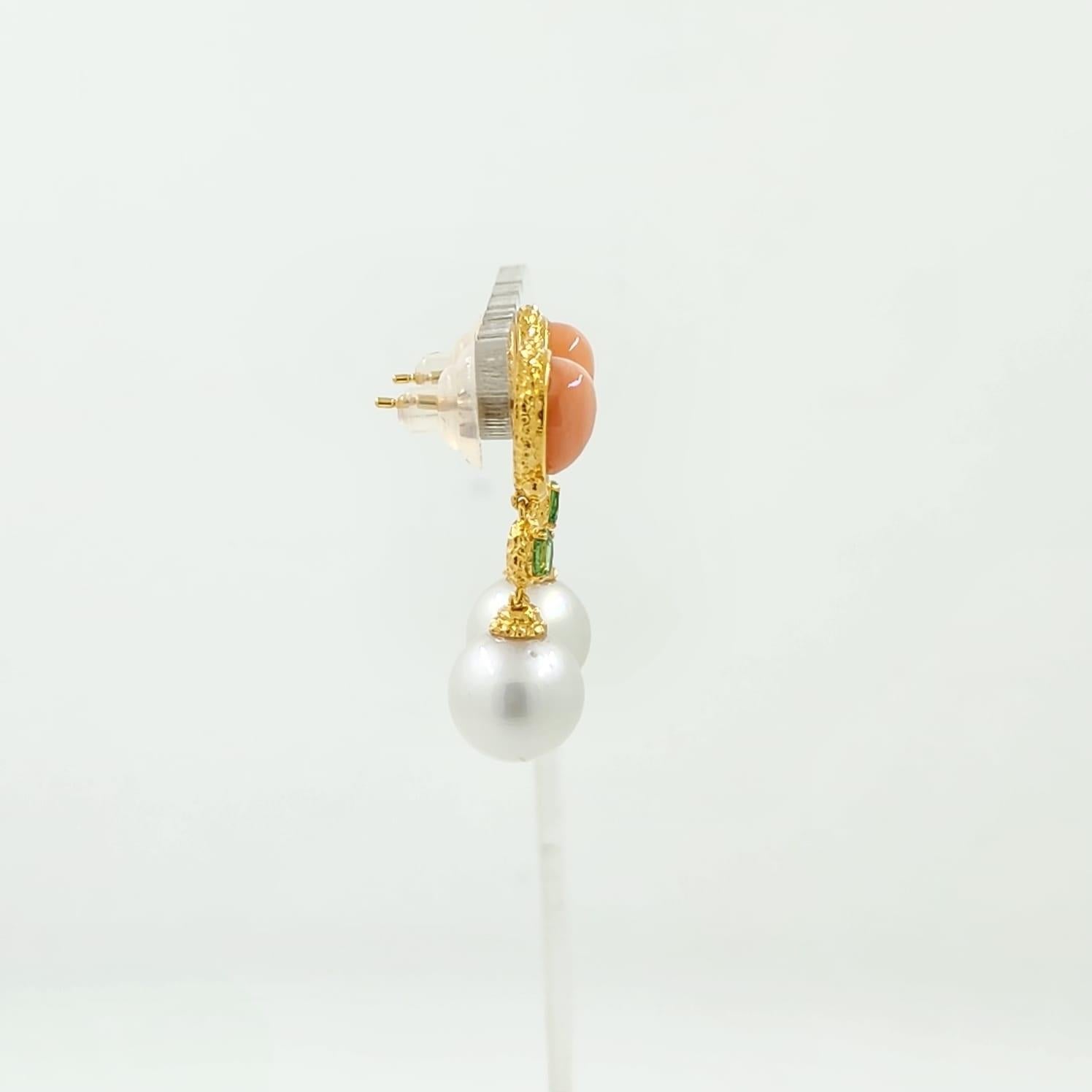 Südseeperlen-Koralle-Tropfen-Ohrringe aus 18 Karat Gold Vermeil Sterlingsilber im Zustand „Neu“ im Angebot in Hong Kong, HK