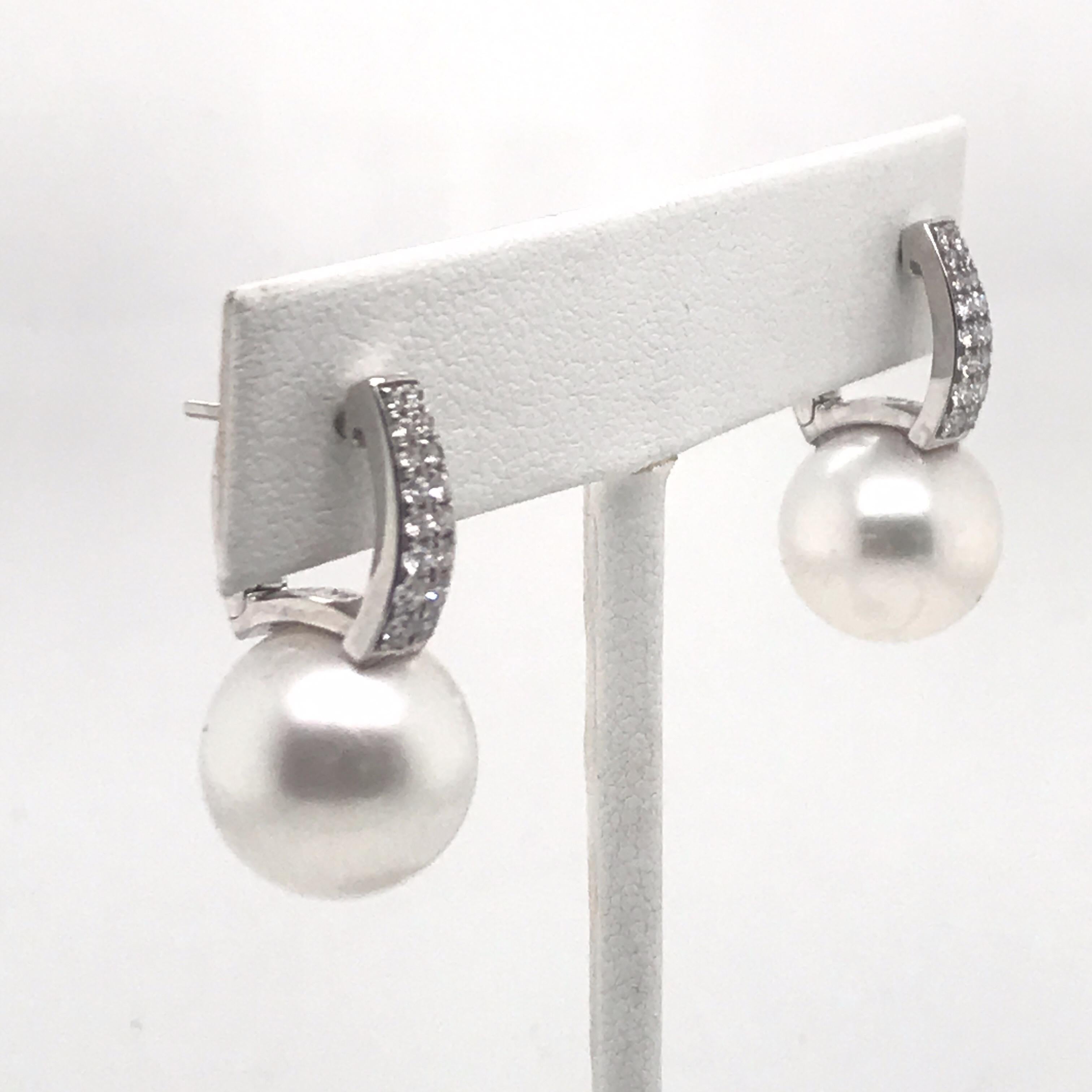 Round Cut South Sea Pearl Diamond Bar Drop Earrings 0.40 Carat 18 Karat White Gold For Sale