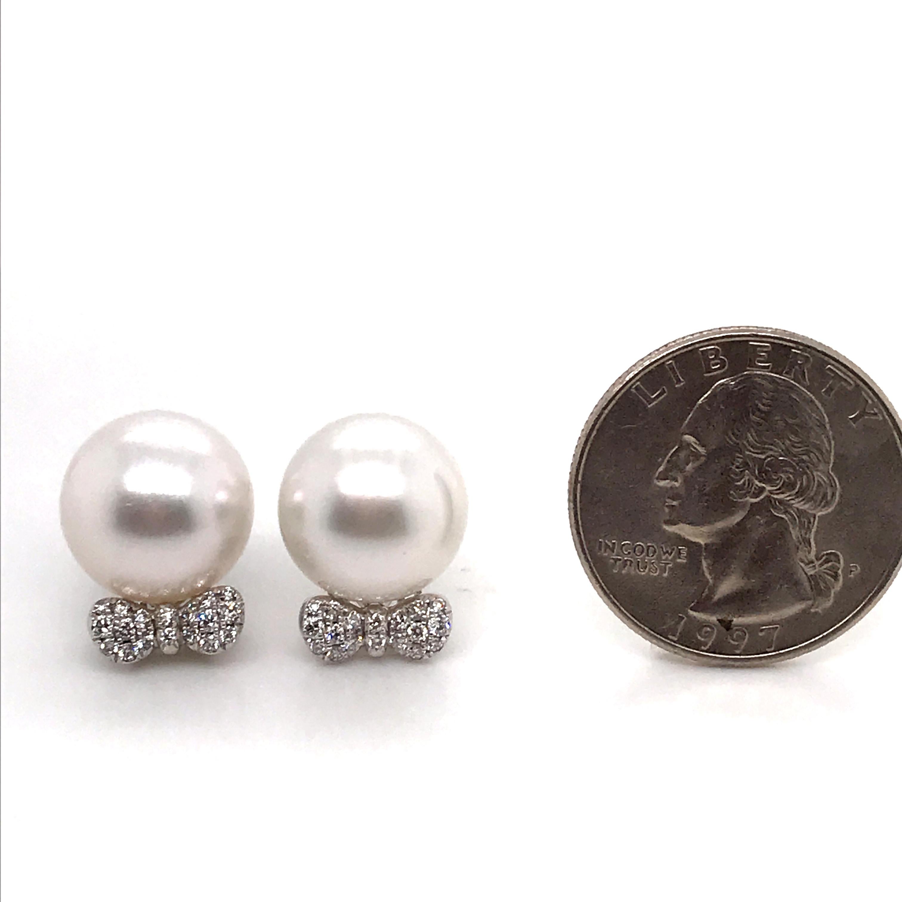 Round Cut South Sea Pearl Diamond Bow Earrings 0.36 Carat 18 Karat White Gold For Sale