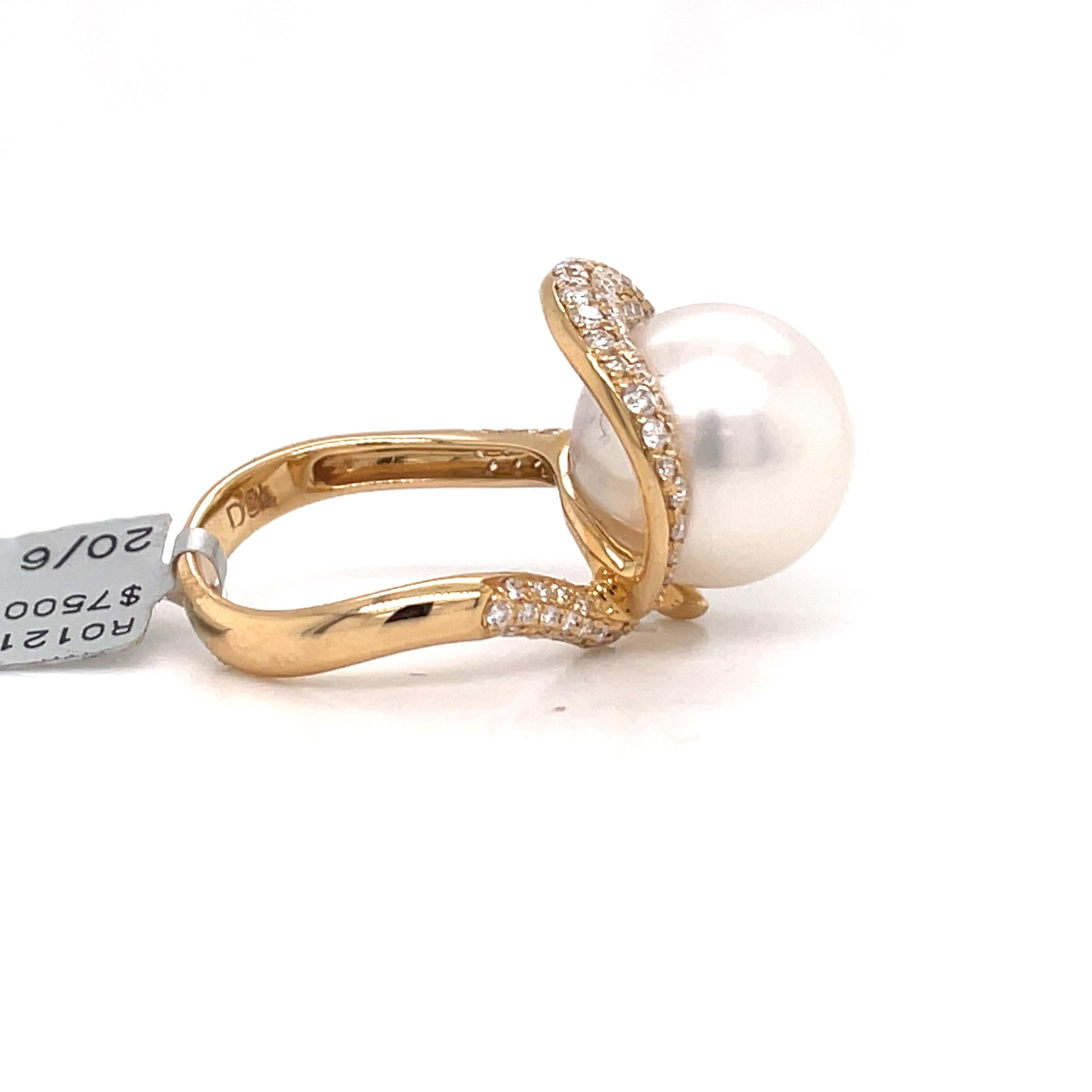 Women's South Sea Pearl Diamond Cocktail Ring 0.84 Carats 4.9 Grams For Sale