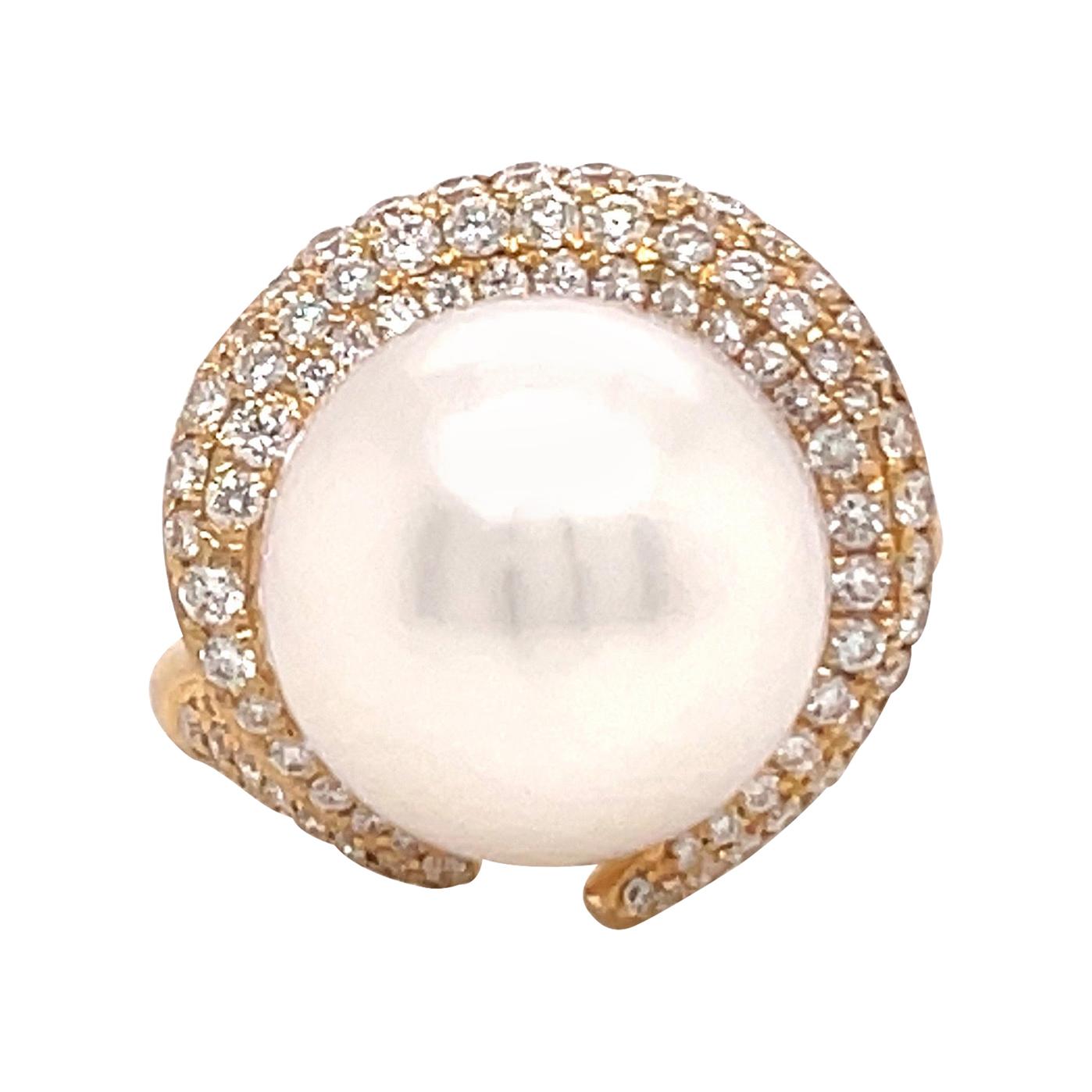 South Sea Pearl Diamond Cocktail Ring 0.84 Carats 4.9 Grams For Sale