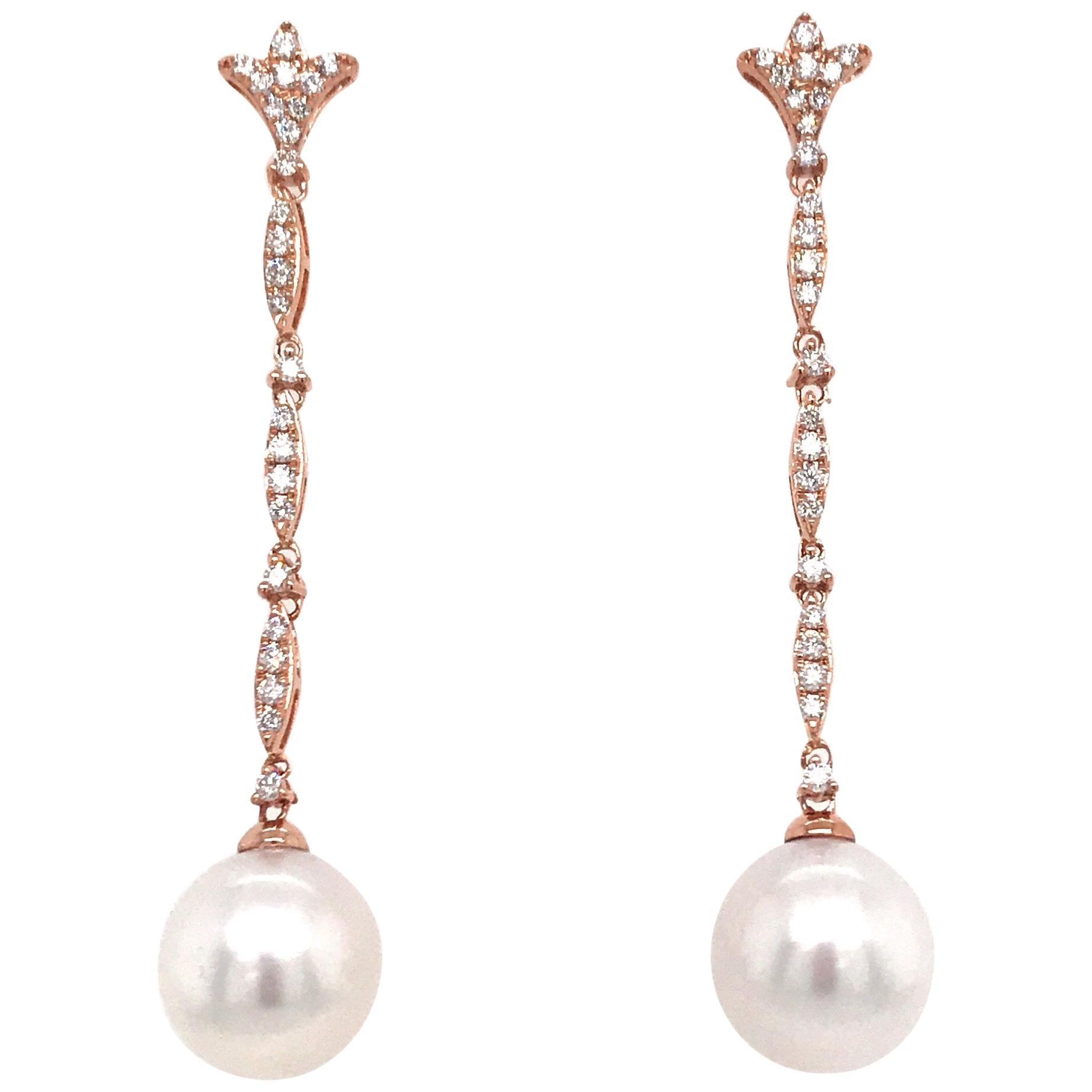 Boucles d'oreilles pendantes en or rose 18 carats avec perles des mers du Sud et diamants de 0,42 carat