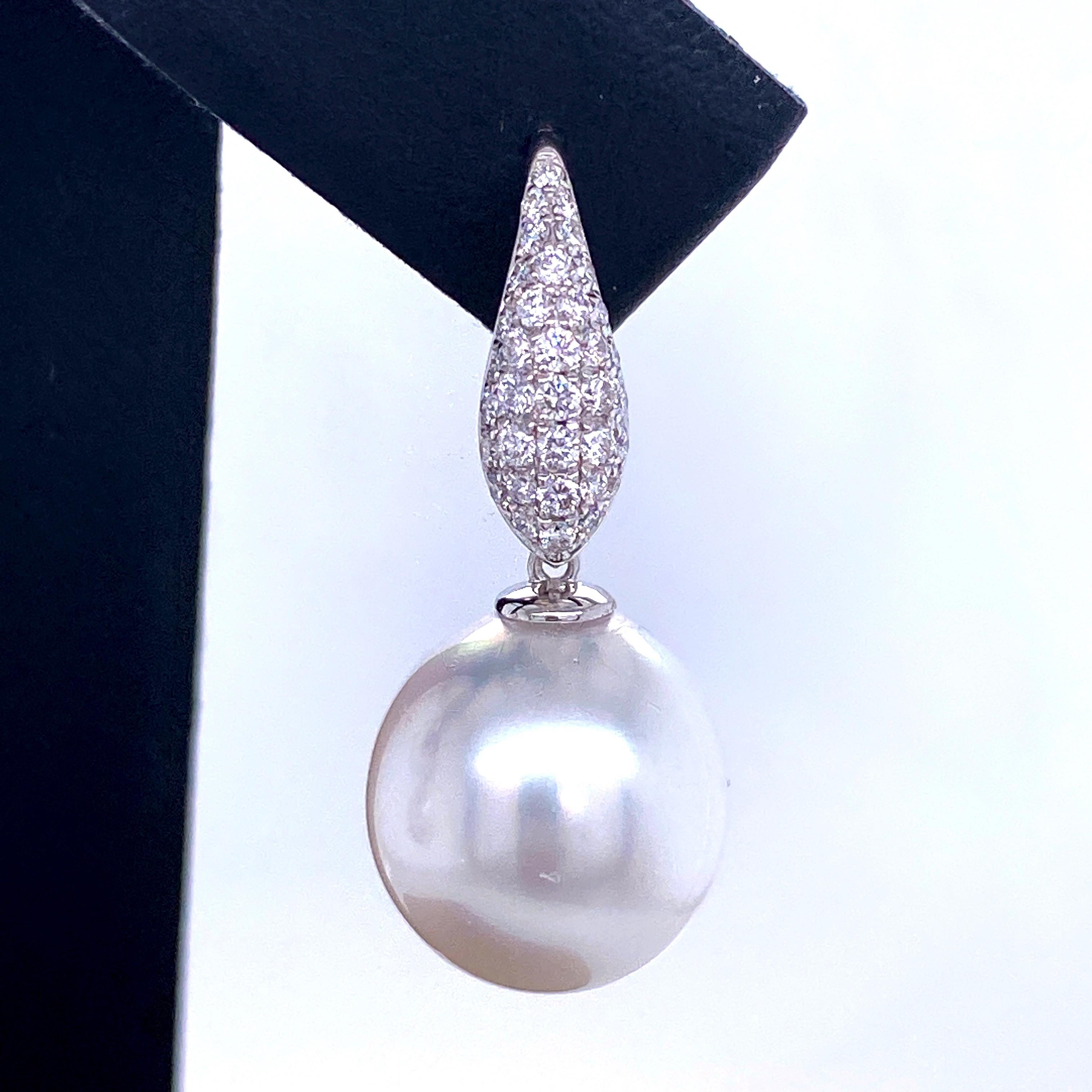 Round Cut South Sea Pearl Diamond Drop Earrings 0.45 Carat 18 Karat White Gold For Sale
