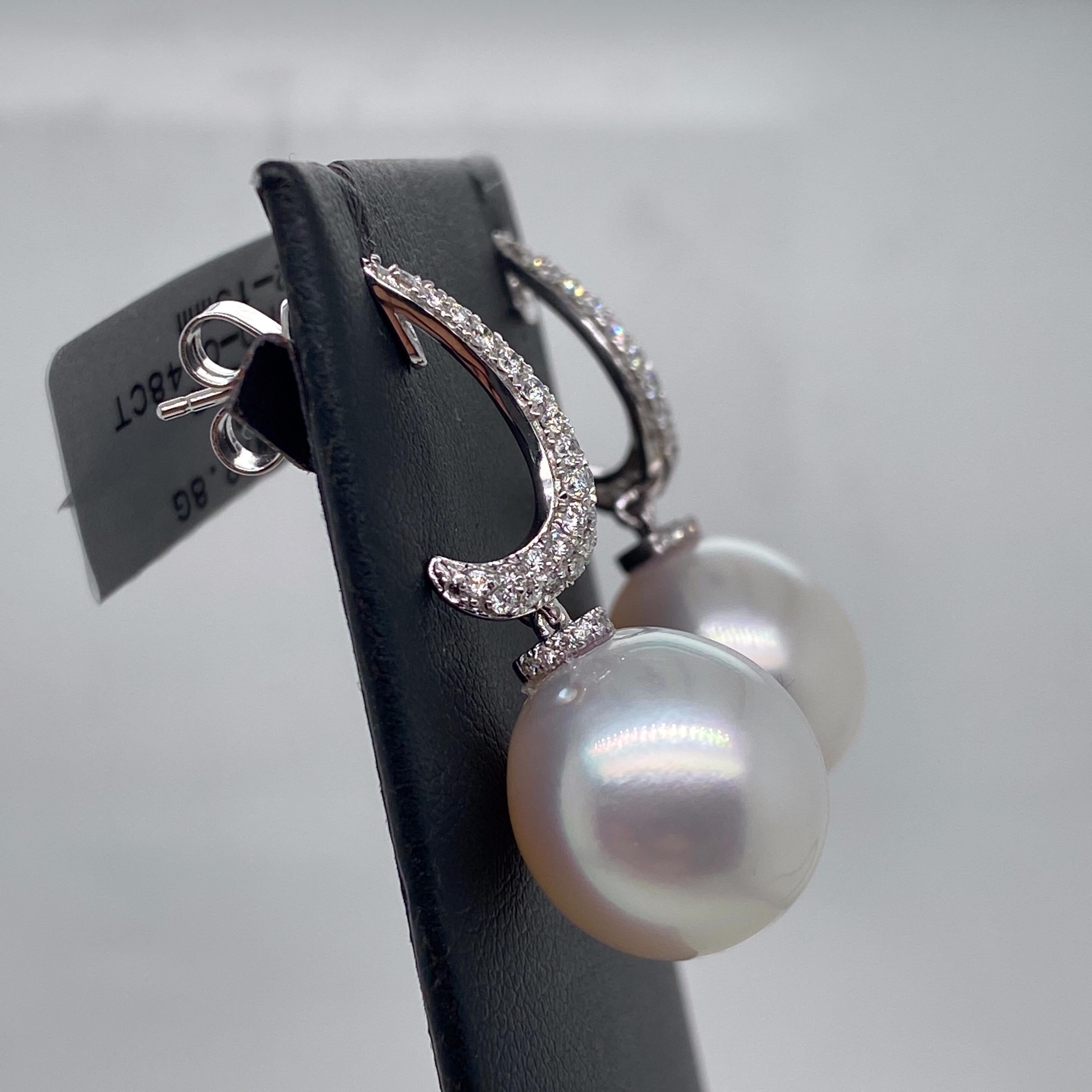 South Sea Pearl Diamond Drop Earrings 0.48 Carat 18 Karat White Gold For Sale 2