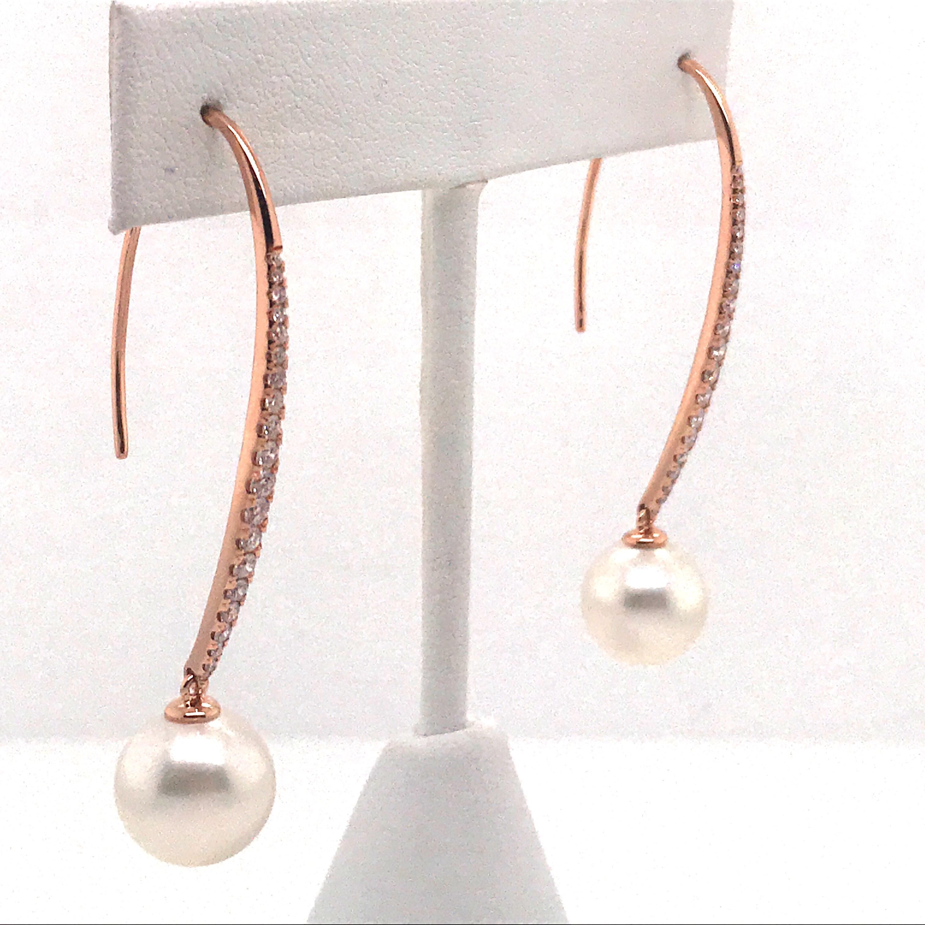 Contemporary South Sea Pearl Diamond Drop Earrings 0.57 Carat 18 Karat Rose Gold For Sale