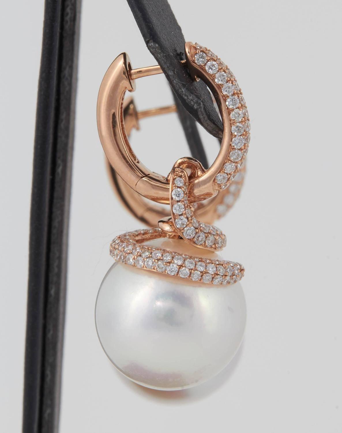 Contemporary South Sea Pearl Diamond Drop Earrings 1.55 Carat 18 Karat Rose Gold 14-15 MM For Sale