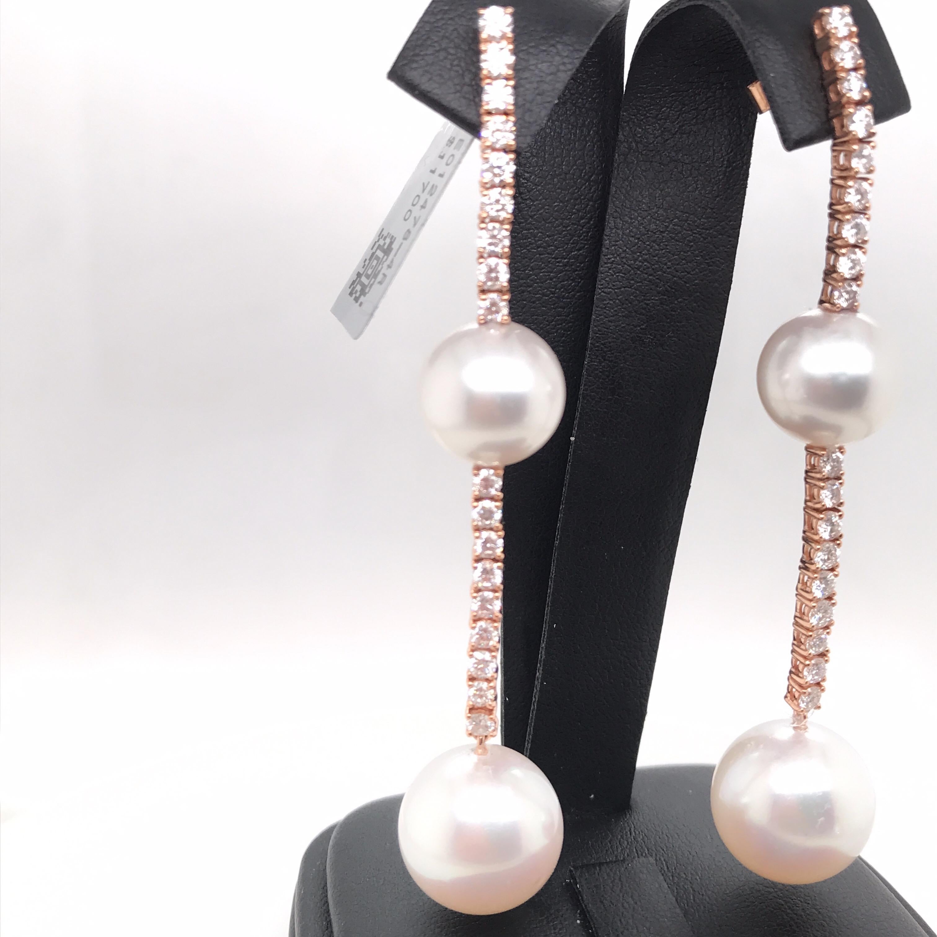 South Sea Pearl Diamond Drop Earrings 1.81 Carat 18 Karat Rose Gold In New Condition For Sale In New York, NY