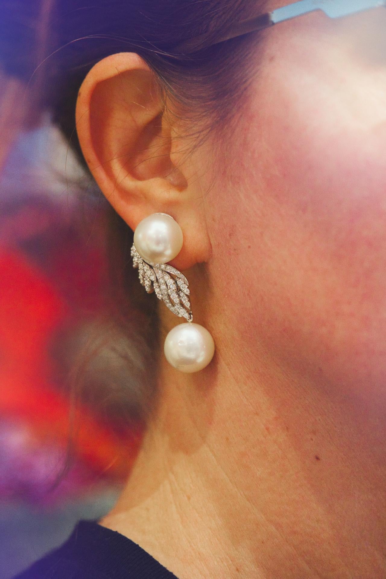 Orecchino con diamante e perla dei mari del sud in vendita 3