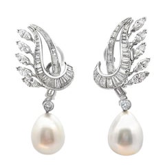 Orecchini con perle dei mari del sud e diamanti