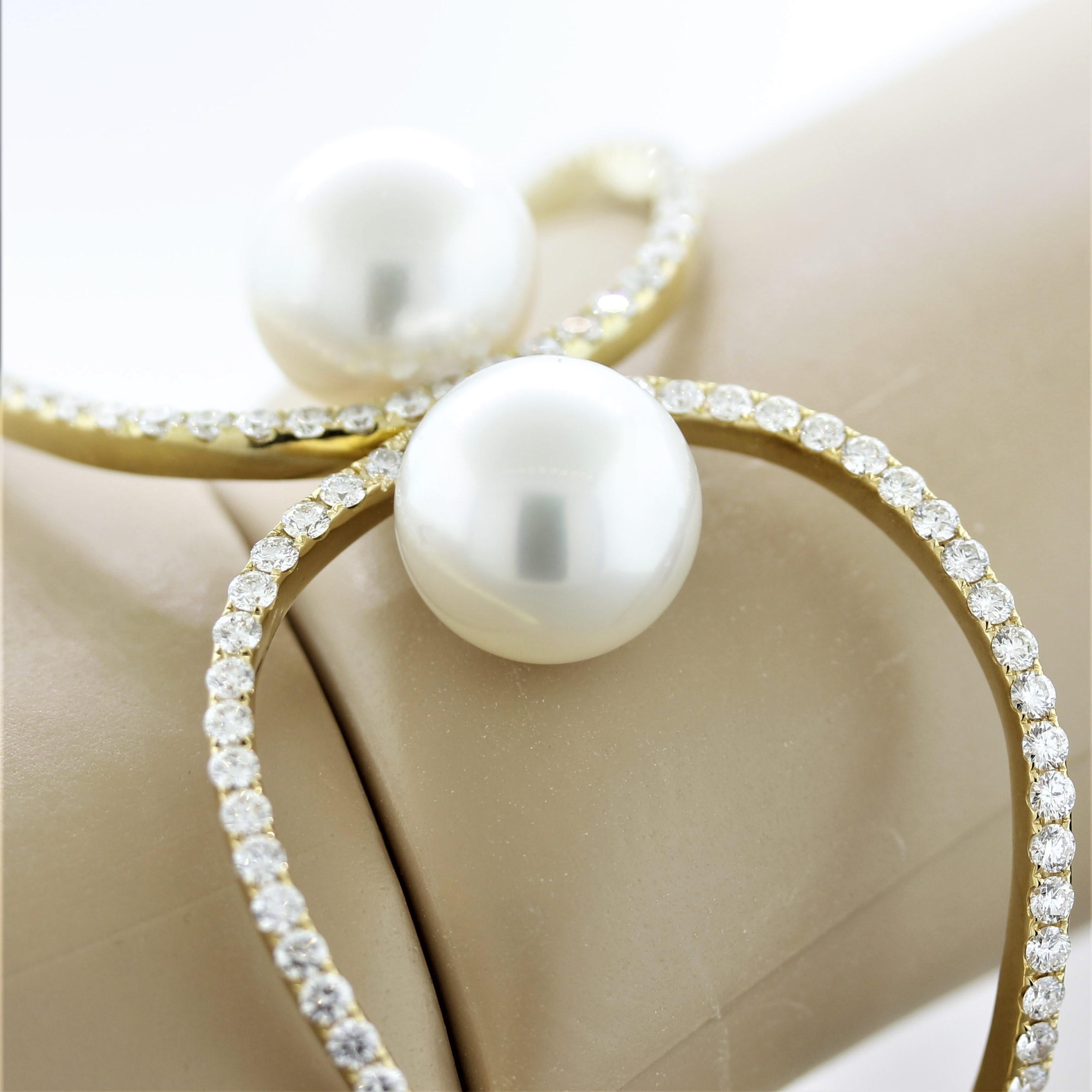 South Sea Pearl Diamond Gold Cuff Bracelet For Sale 1