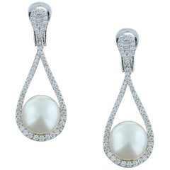 South Sea Pearl Diamond Gold Drop Earrings South Sea Pearl Diamond Gold Drop Earrings