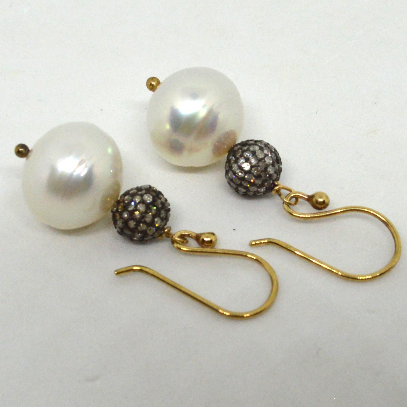 South Sea Pearl Diamond Gold Earrings For Sale 1