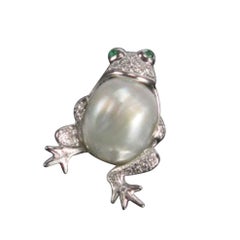 Vintage South Sea Pearl Diamond Gold Frog Brooch Pin Estate Fine Jewelry
