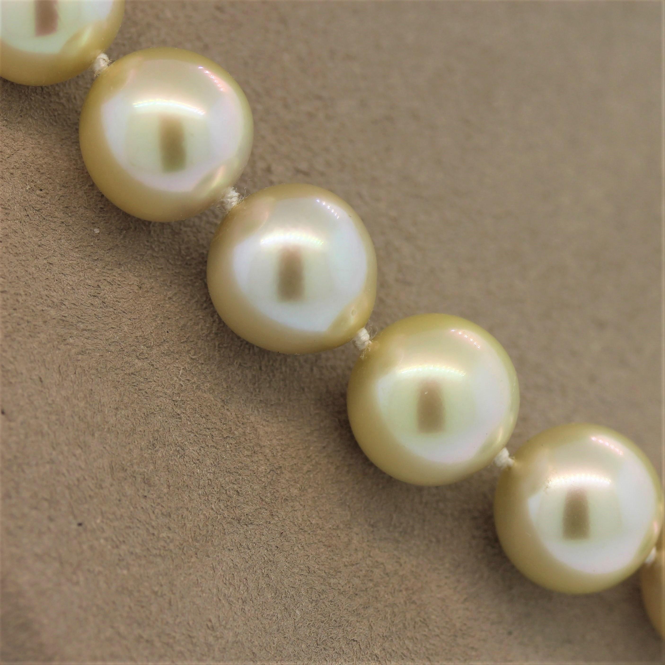 South Sea Pearl Diamond Gold Necklace 1