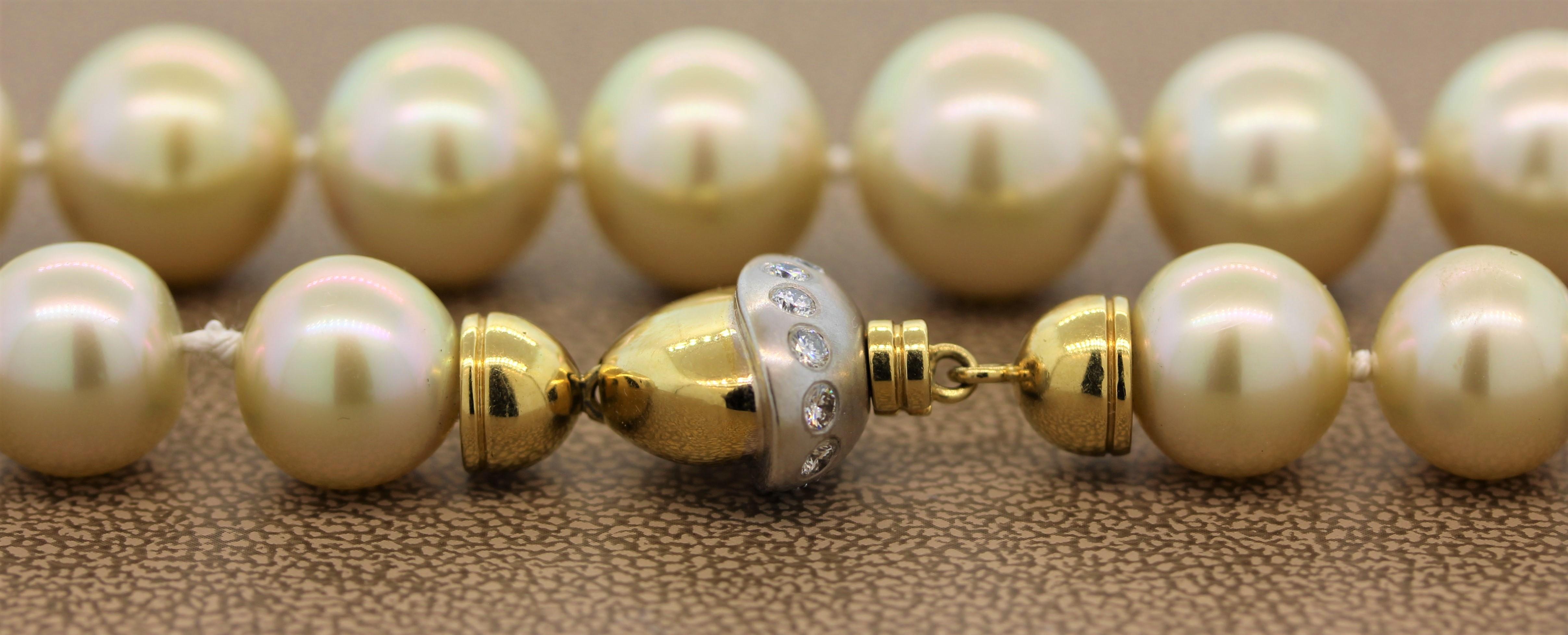 South Sea Pearl Diamond Gold Necklace 4