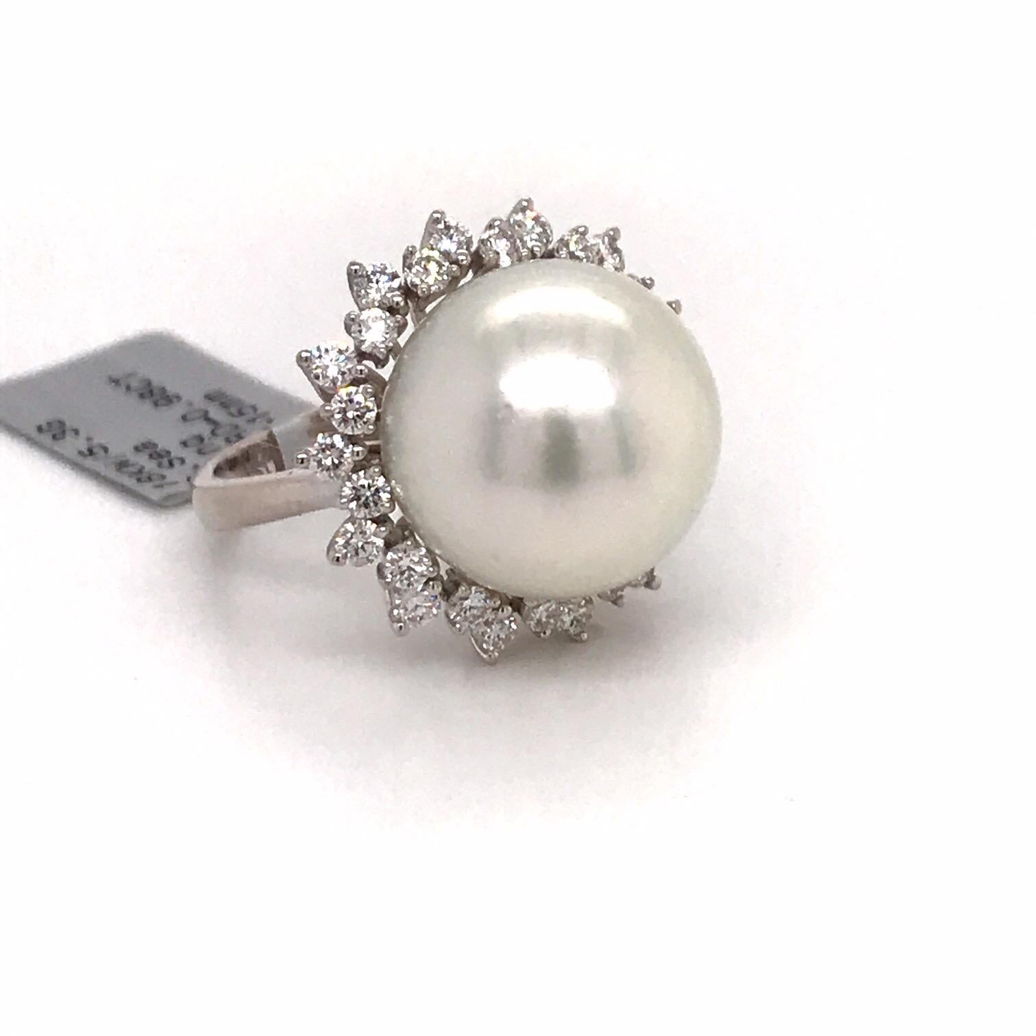 South Sea Pearl Diamond Halo Floral Ring 0.98 Carat 18 Karat White Gold For Sale 2