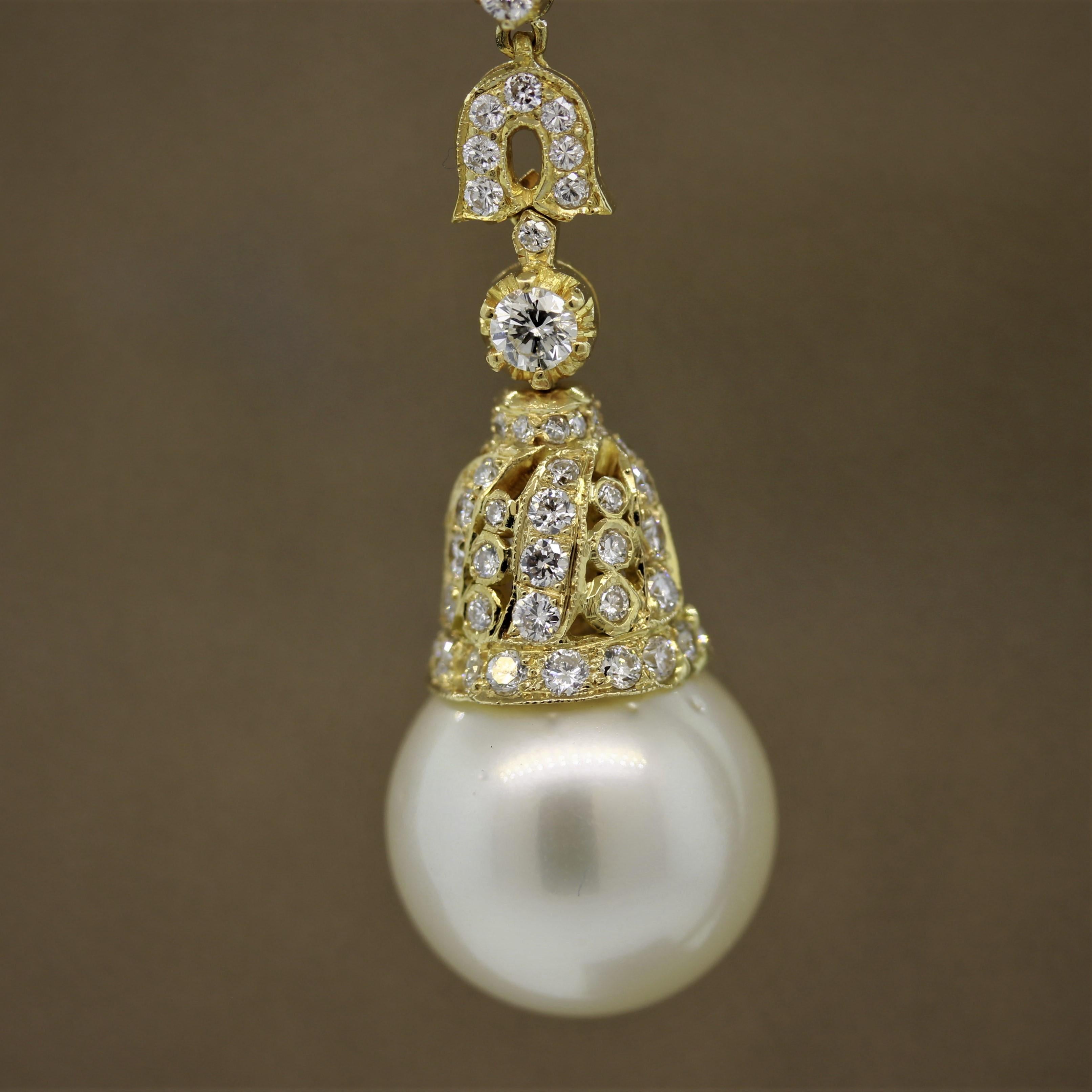 South Sea Pearl Diamond Long Gold Drop Earrings In New Condition For Sale In Beverly Hills, CA