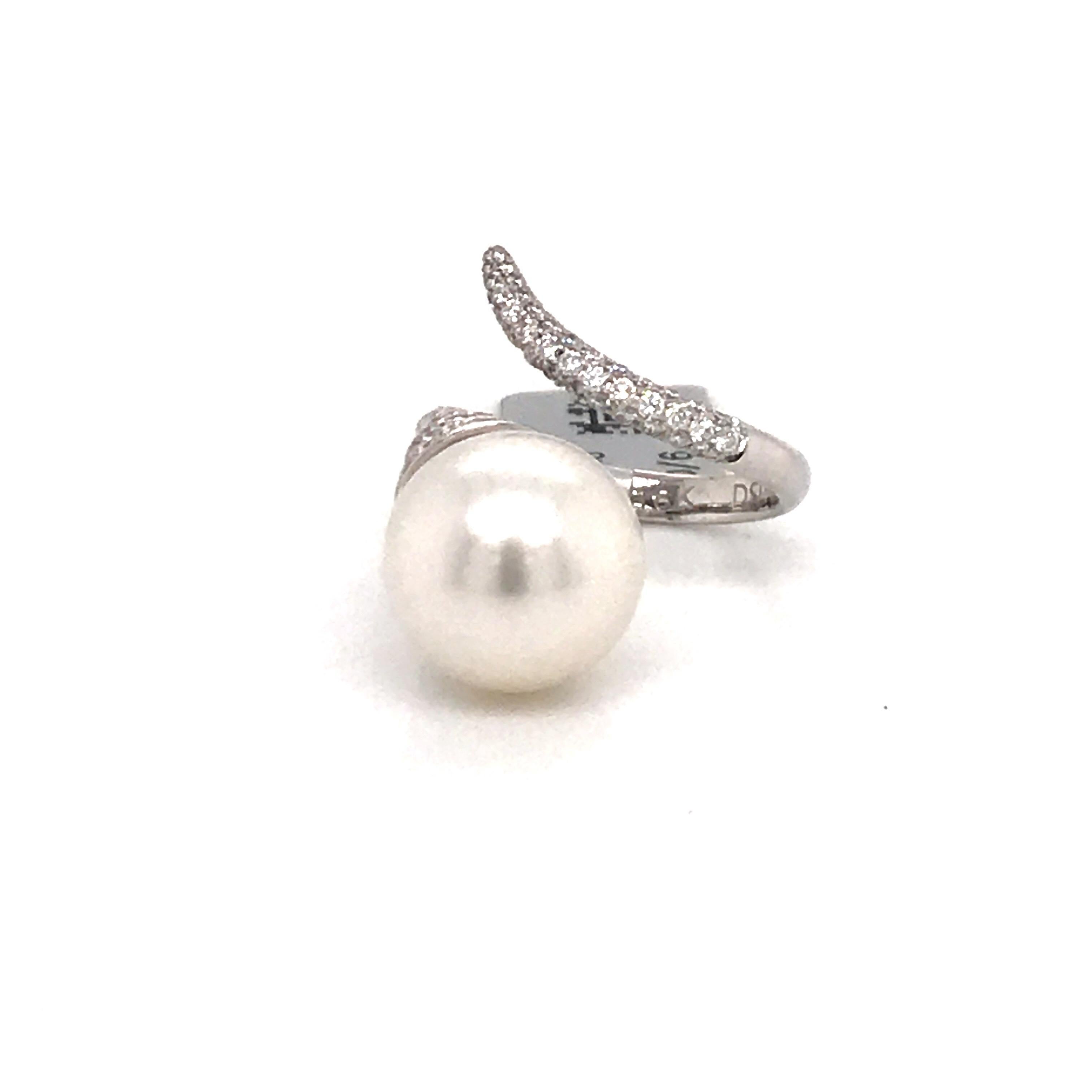 South Sea Pearl Diamond Nail Ring 0.79 Carat 18 Karat White Gold 13-14 MM For Sale 1
