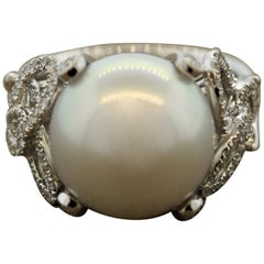 South Sea Pearl Diamond Pave Loop Design Gold Ring