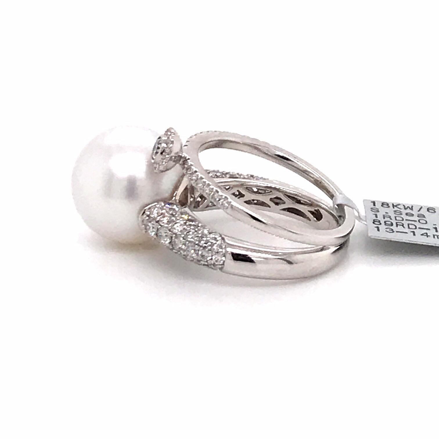 Contemporary South Sea Pearl Diamond Ring in One 1.28 Carat 18 Karat White Gold For Sale