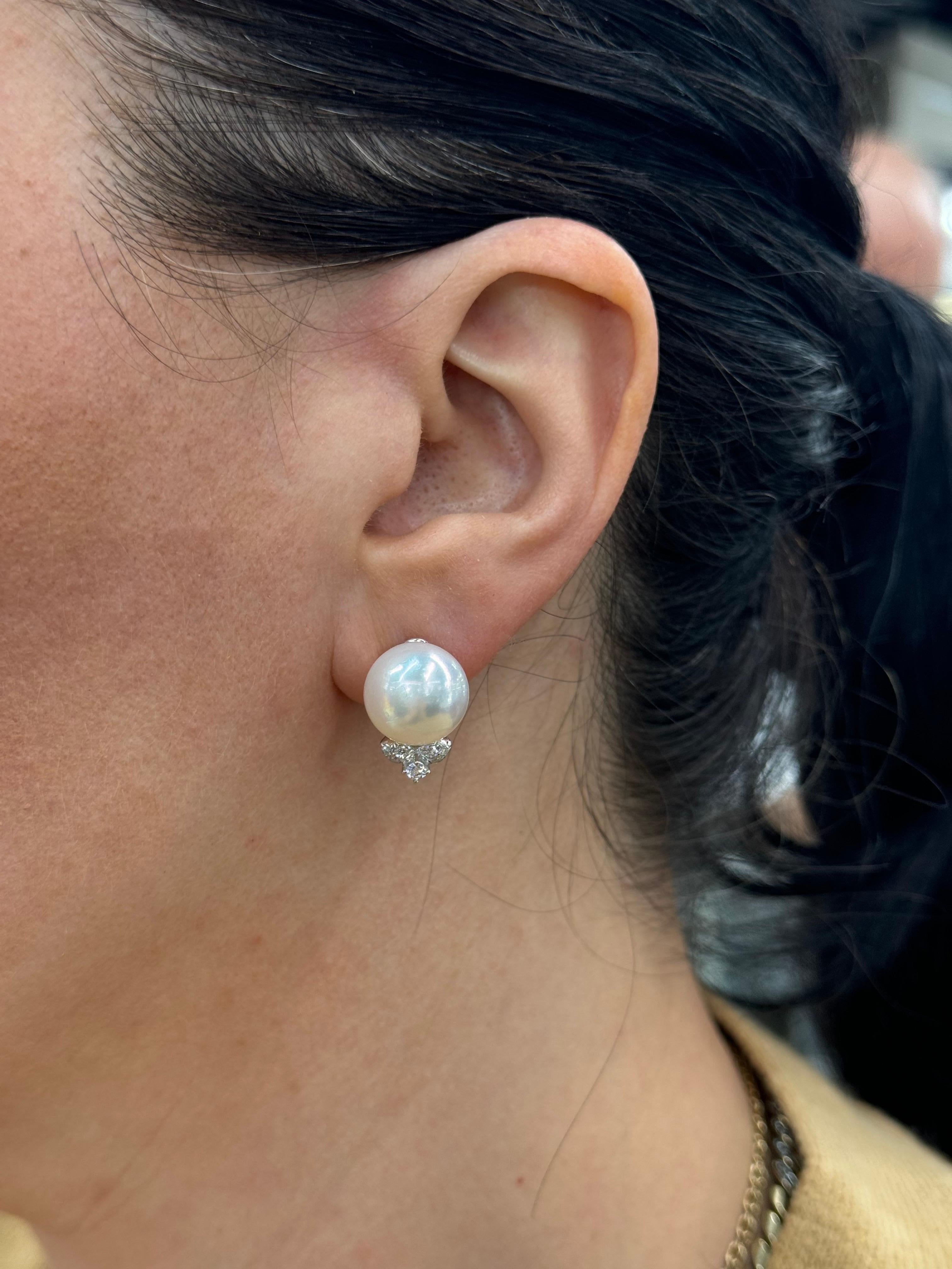 Round Cut South Sea Pearl Diamond Stud Earrings 0.30 Carats 18 Karat White Gold 12-13 MM For Sale