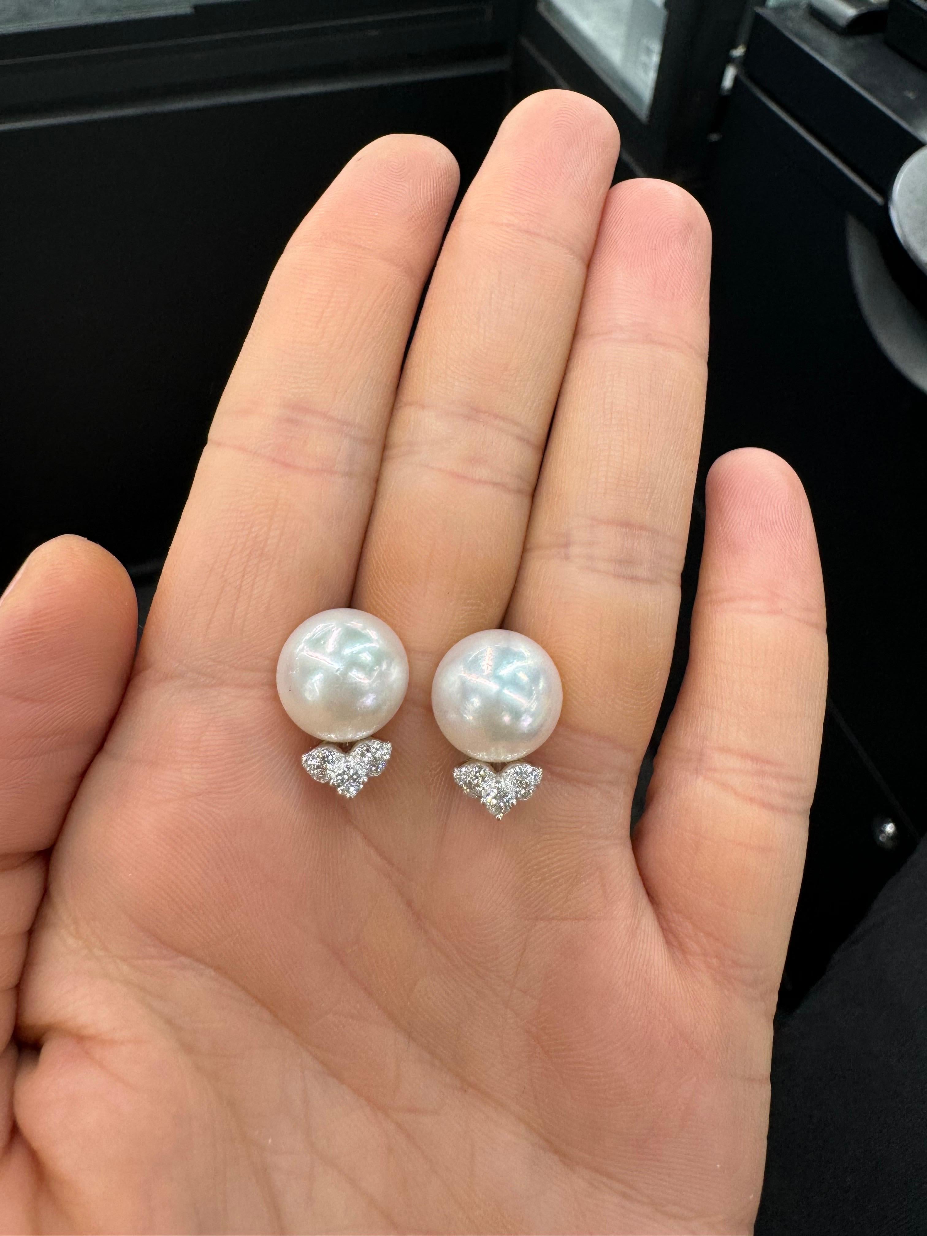 Women's South Sea Pearl Diamond Stud Earrings 0.30 Carats 18 Karat White Gold 12-13 MM For Sale