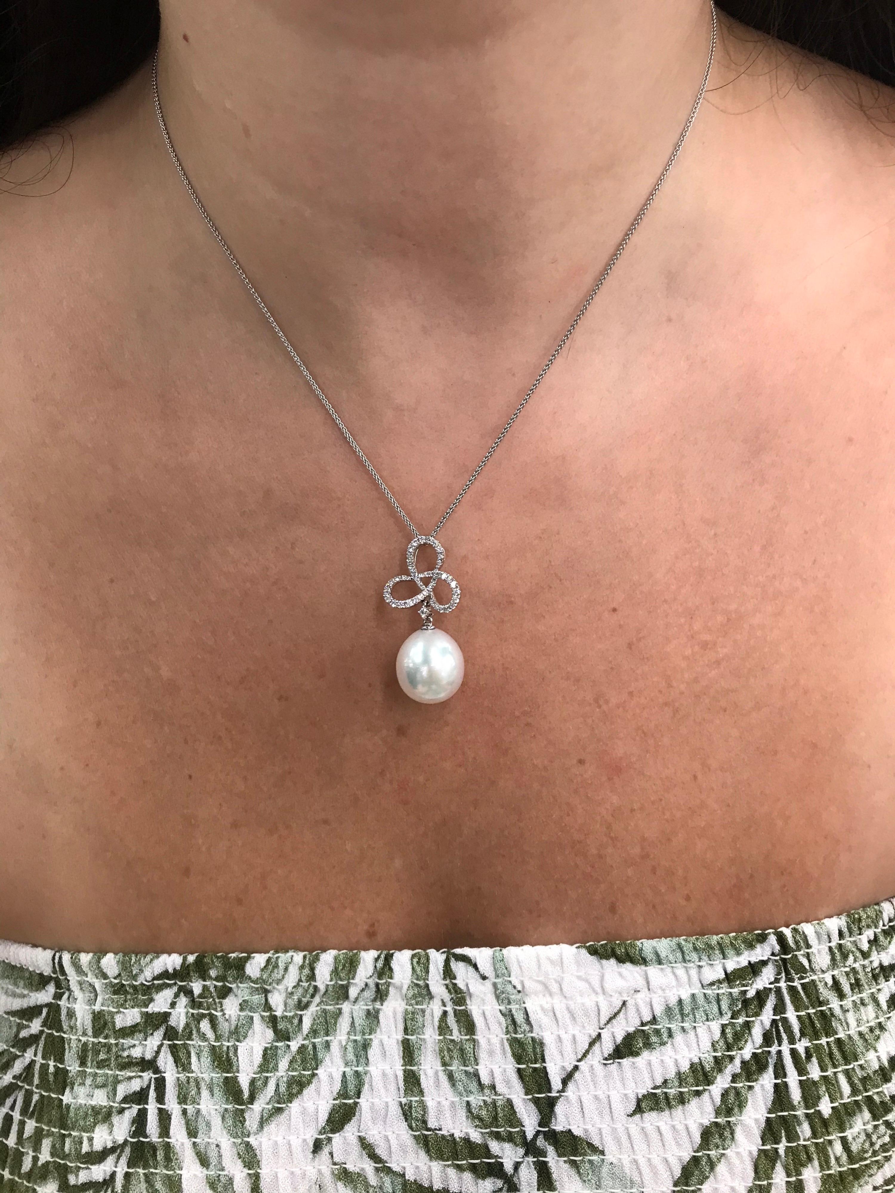 South Sea Pearl Diamond Swiral Pendant 0.36 Carat 18 Karat White Gold For Sale 1