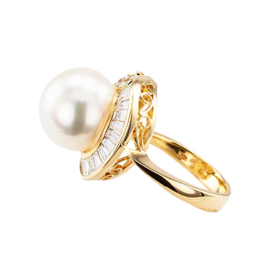 Baguette Cut South Sea Pearl Diamond Yellow Gold Cocktail Ring