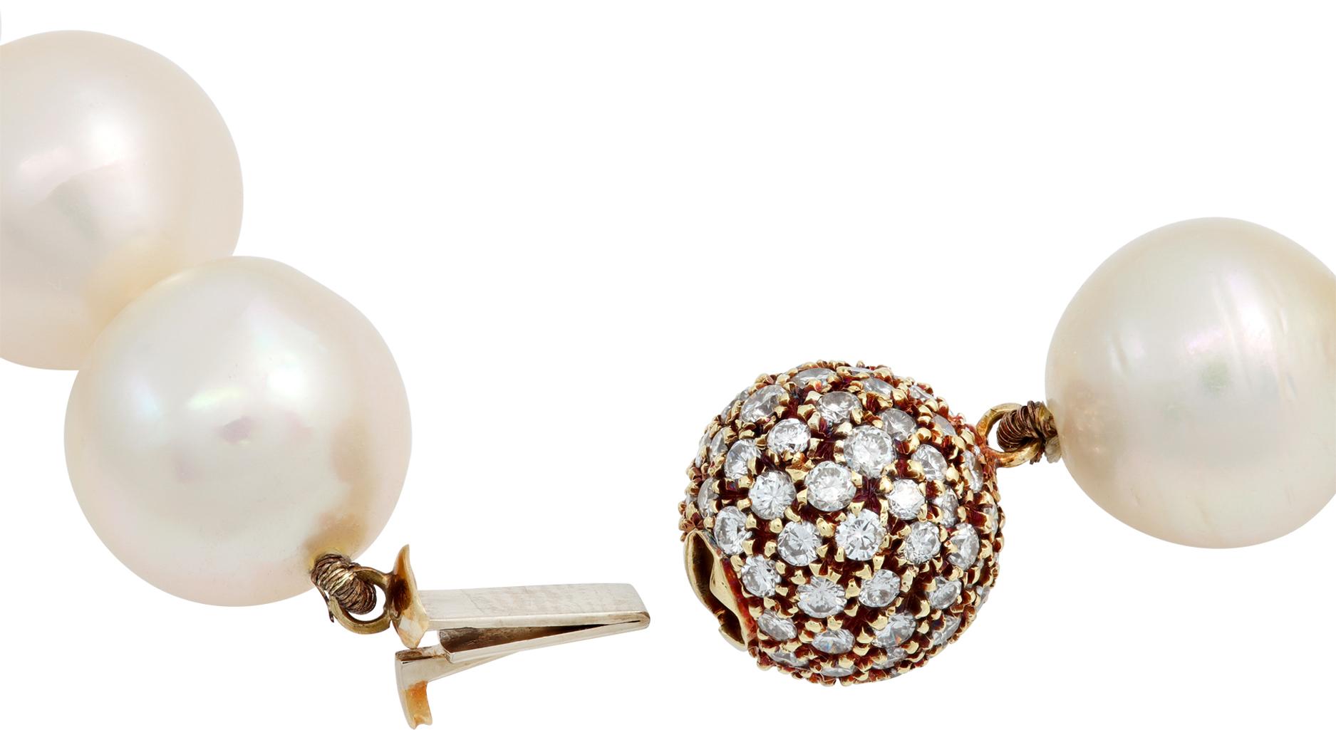 Women's or Men's South Sea Pearl Diamond Yellow Gold Necklace For Sale