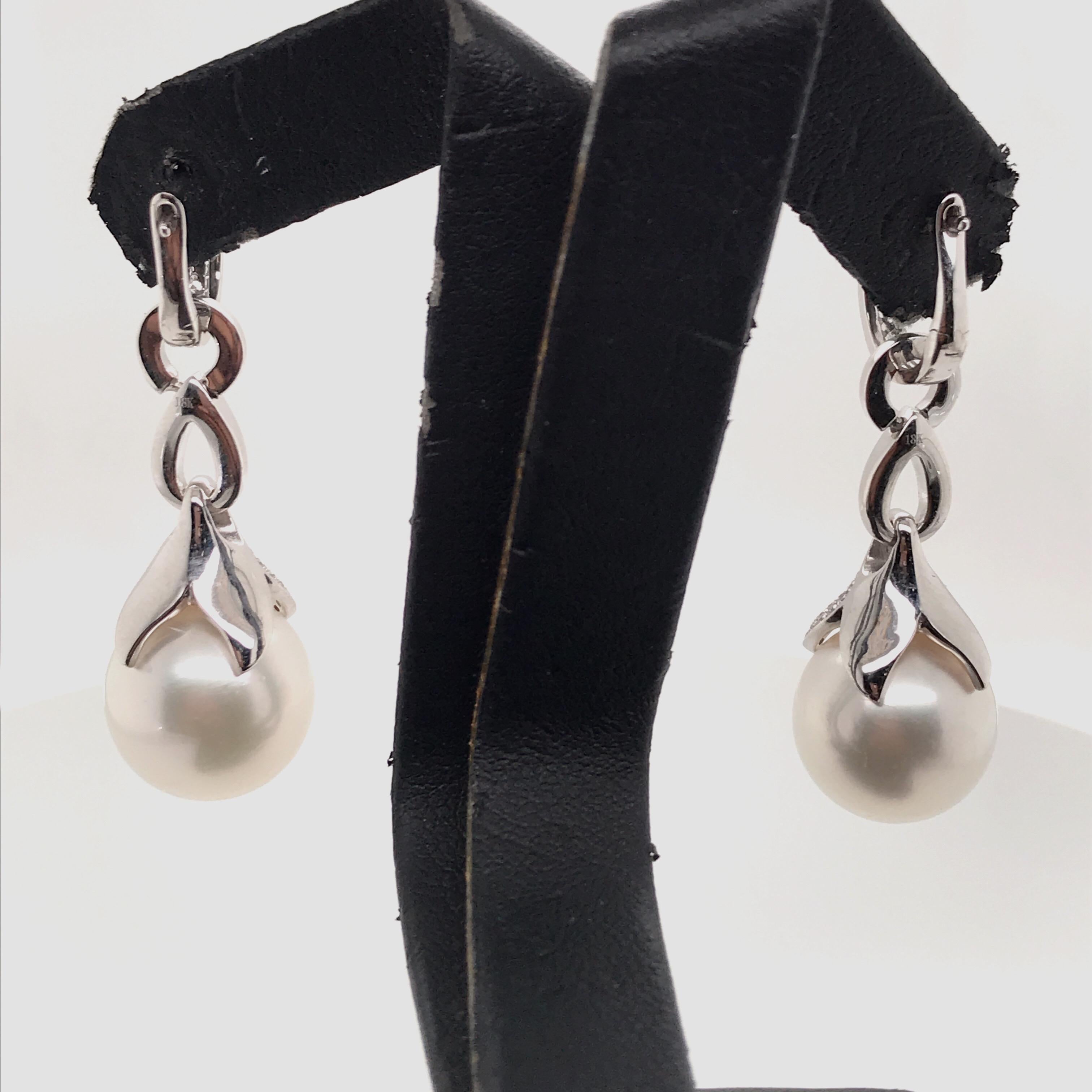 Women's South Sea Pearl Drop/Huggie Earrings 0.77 Carat 18 Karat White Gold For Sale