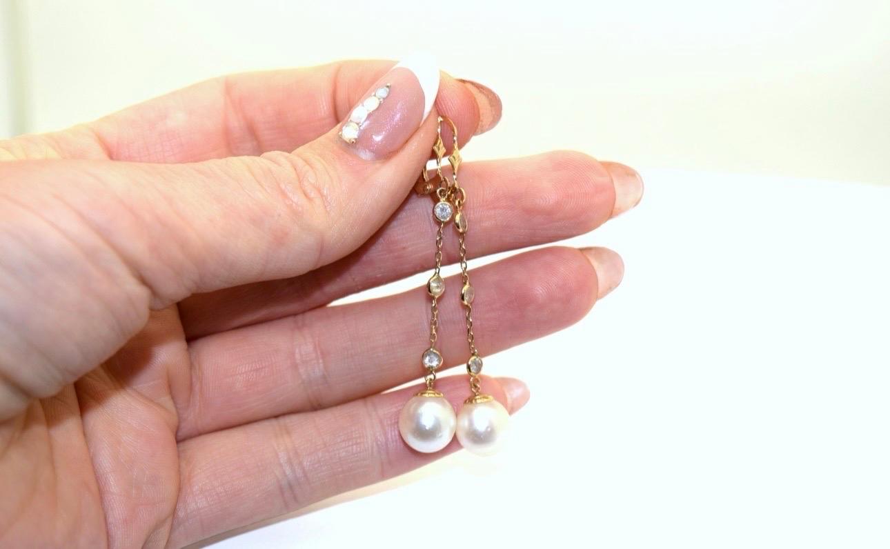 Orecchini di perle dei mari del Sud Orecchini in oro 14KT pendenti da 2 pollici Orecchini da sposa In condizioni Nuovo in vendita a Boca Raton, FL