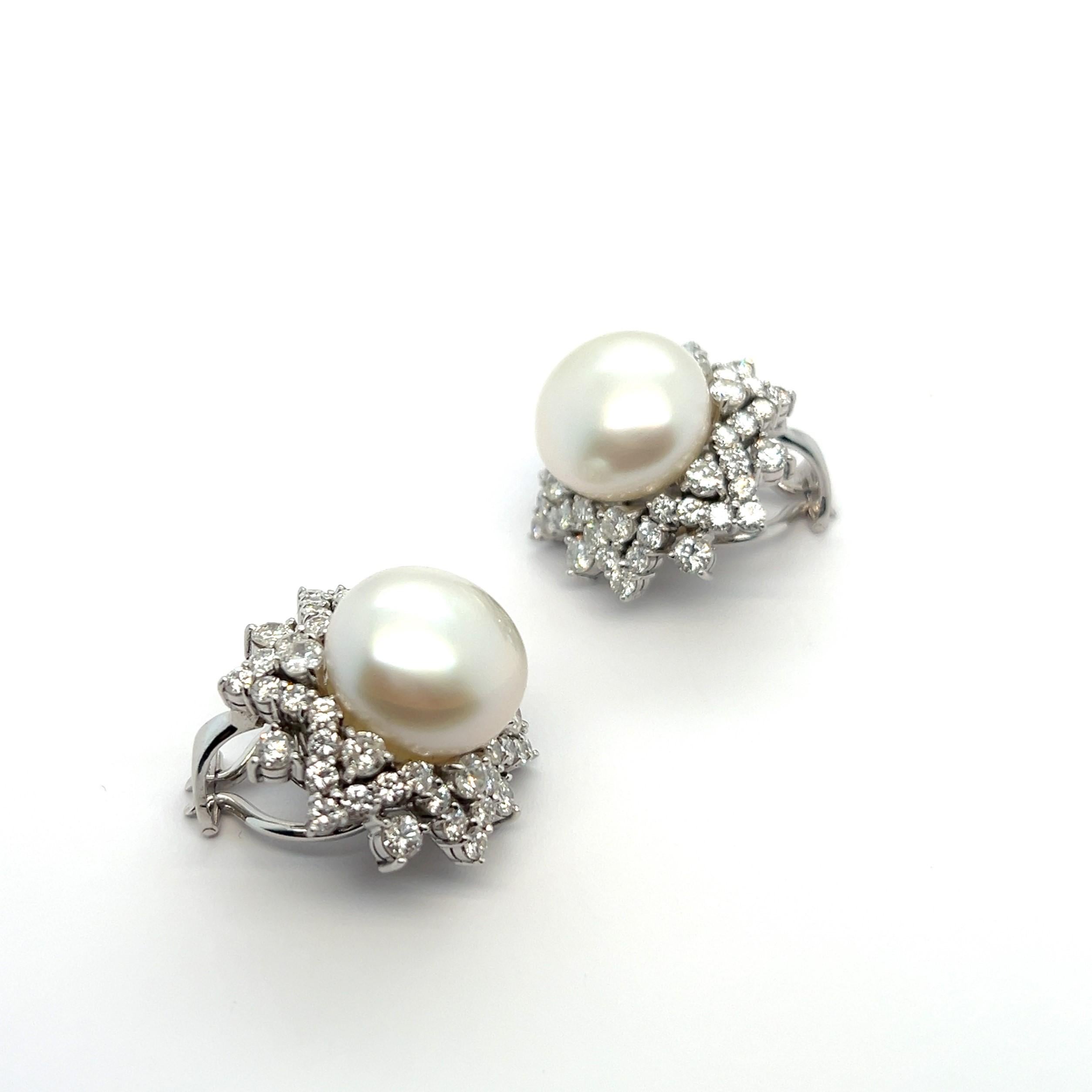 South Sea Pearl Earrings in 18 Karat White Gold by Meister For Sale 4