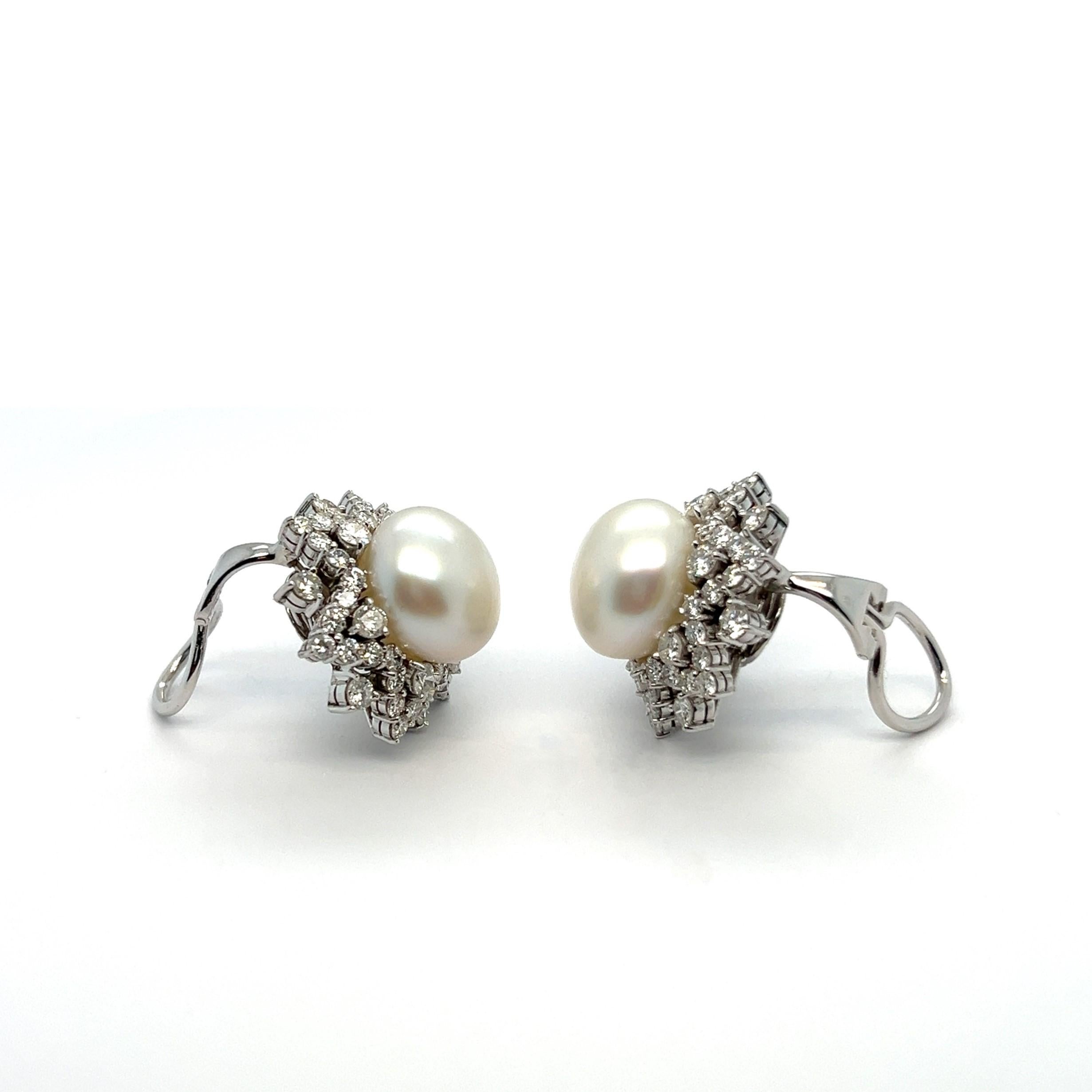 South Sea Pearl Earrings in 18 Karat White Gold by Meister For Sale 7