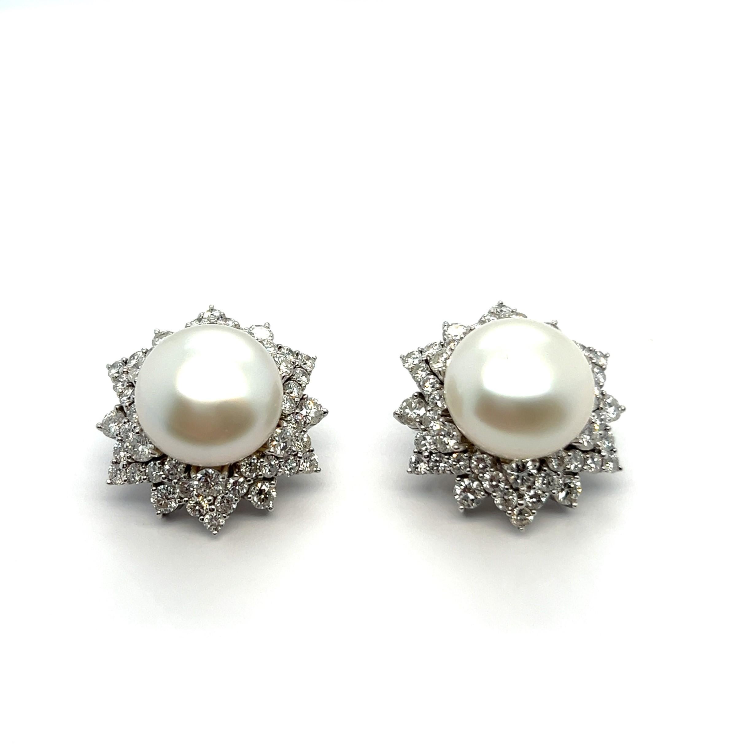 Modern South Sea Pearl Earrings in 18 Karat White Gold by Meister For Sale