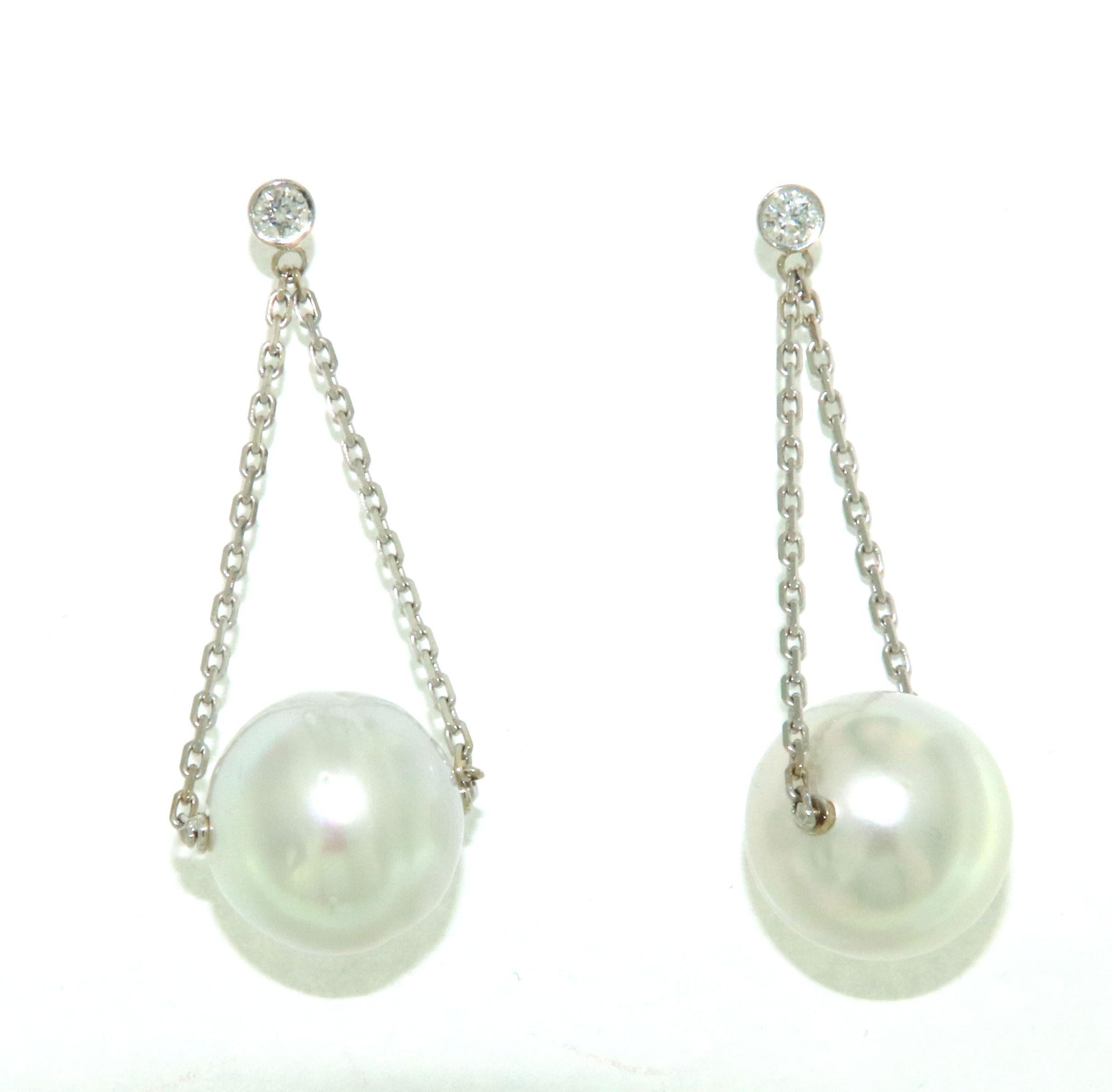 Mixed Cut South Sea Pearl Earrings with Diamonds Made in 18K Gold For Sale