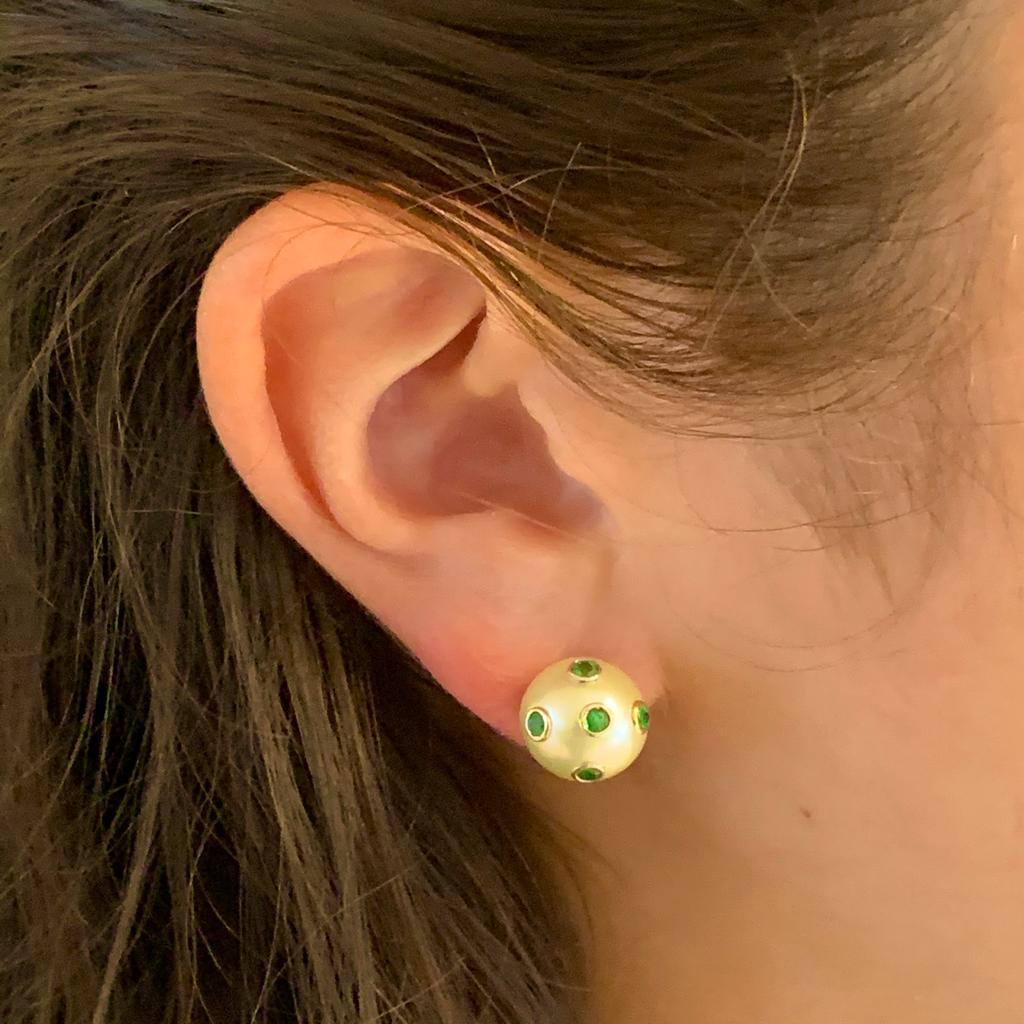 Fine Quality South Sea Pearl Emerald Earrings 18k Gold Certified $5,950 011911
 
This is a Unique Custom Made Glamorous Piece of Jewelry!
 
Nothing says, “I Love you” more than Diamonds and Pearls!
 
These South Sea pearl earrings have been
