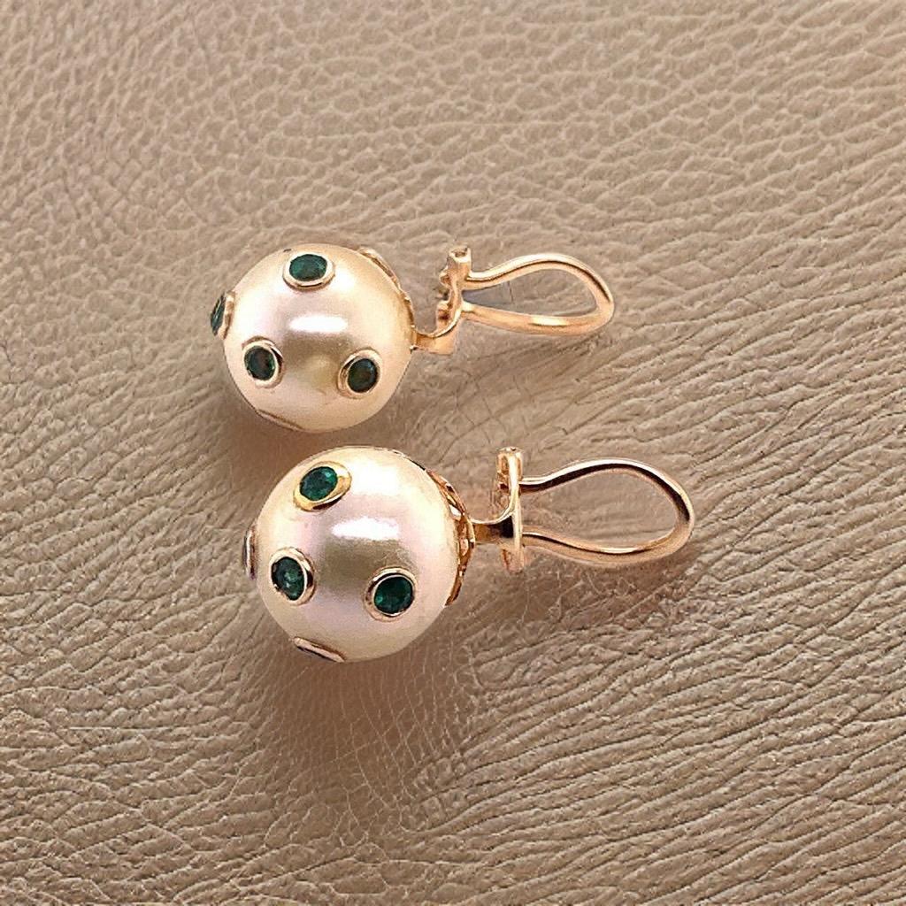Round Cut South Sea Pearl Emerald Earrings 18k Gold Certified For Sale