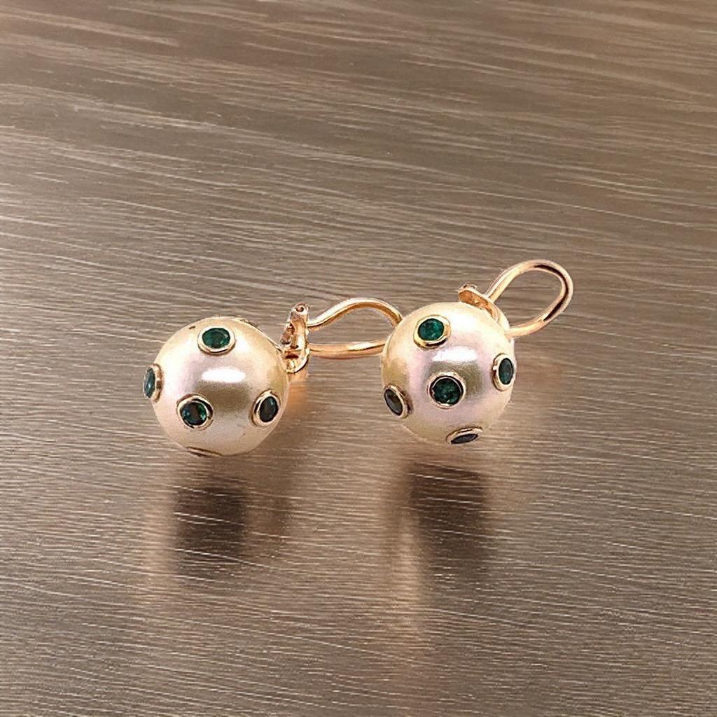 Women's South Sea Pearl Emerald Earrings 18k Gold Certified For Sale