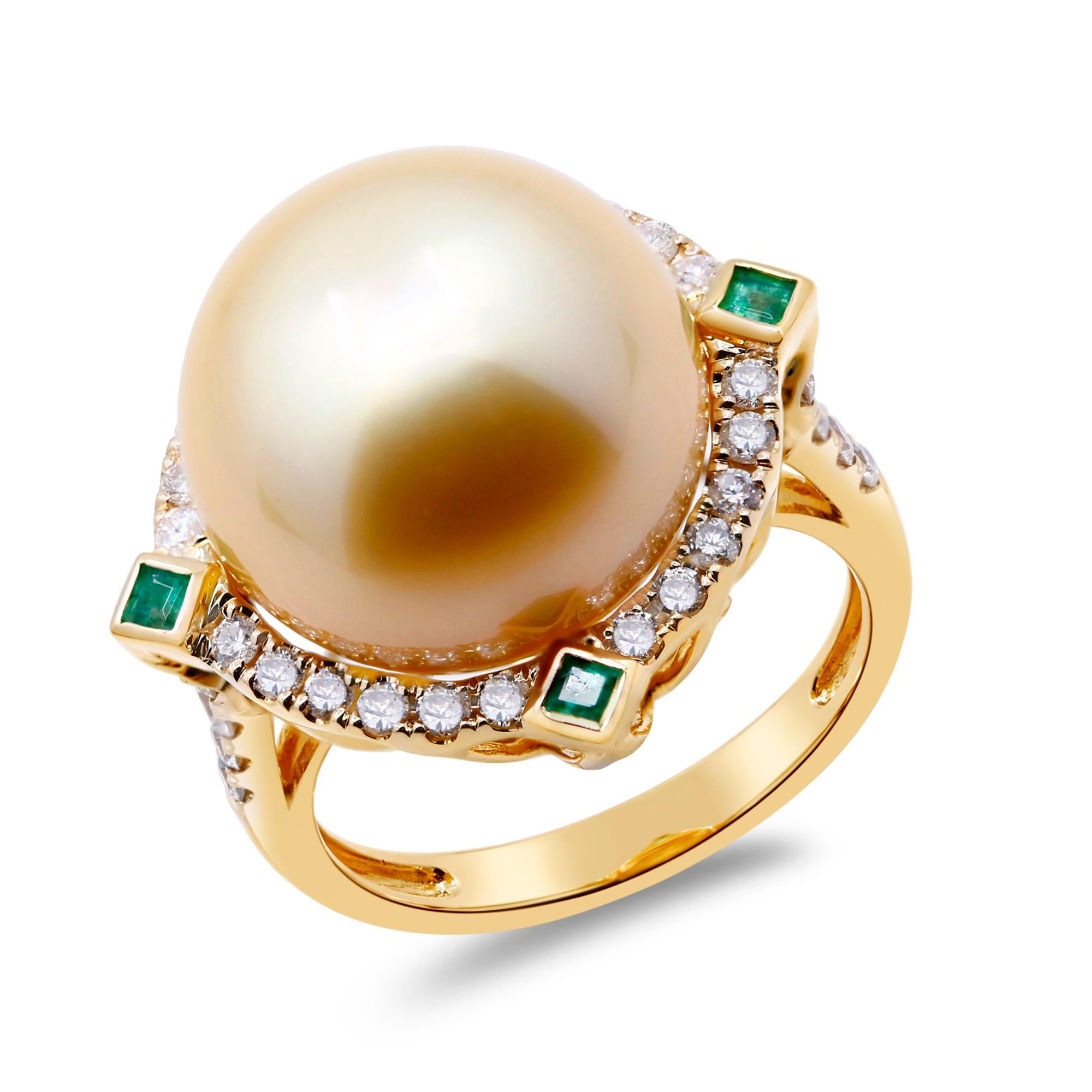 Art déco South Sea Pearl, Emerald with Diamond Accents 14K Yellow Gold Ring en vente