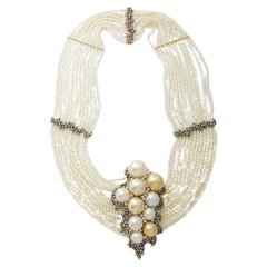 Collana di perle dei mari del sud, perle d'acqua dolce, diamanti marroni e diamanti in oro 18 carati