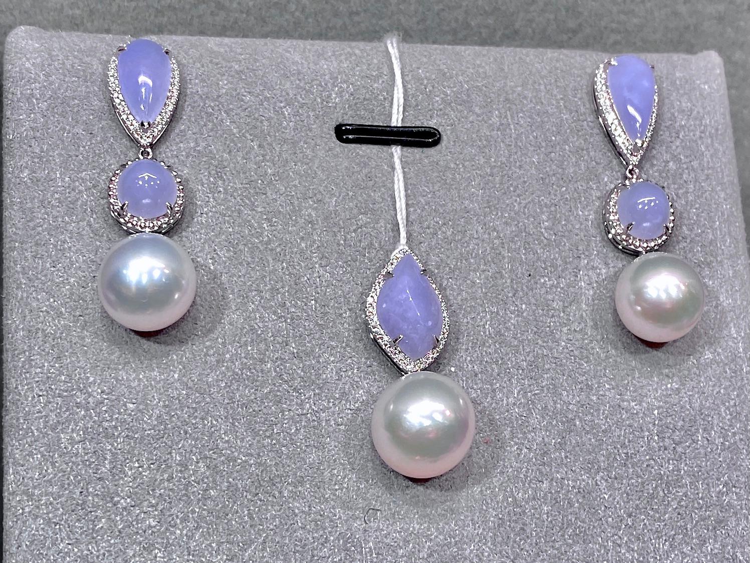 White South Sea Pearls with Type A Lavender Jadeite and Diamond Jewellery Suite in 18K White Gold. 

Earring: 
The Earring consists of 4 Type A Lavender Jadeite. 2 in raindrop cabochon and 2 round cabochon. The pearls are suspended underneath the