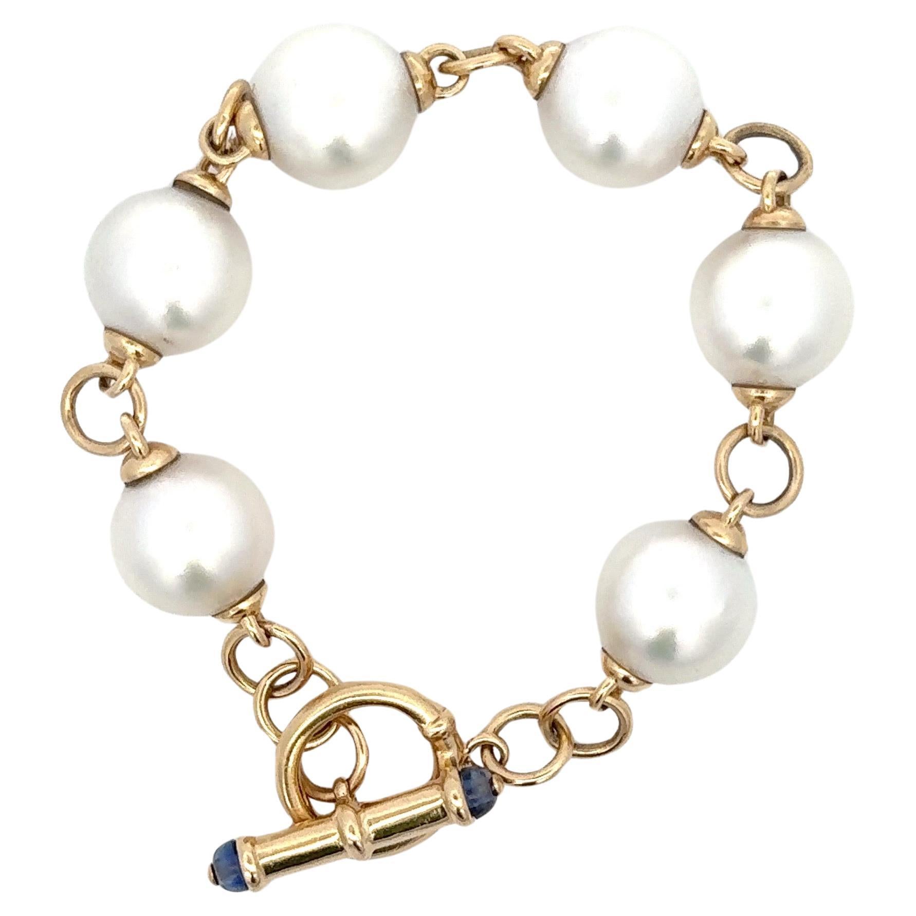 South Sea Pearl Link Toggle Bracelet 13.5 MM 14 Karat Yellow Gold 37.1 Grams  In Excellent Condition In New York, NY