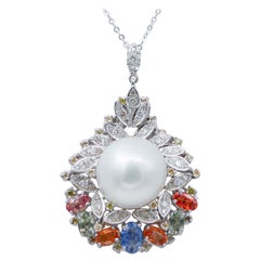 Südseeperle, mehrfarbige Saphire, Diamanten, 14 Kt Gold-Anhänger-Halskette