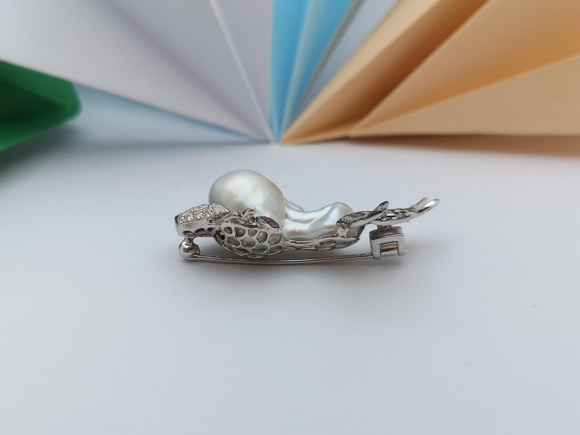 Mixed Cut South Sea Pearl, Muti Color Sapphire Scorpionfish Brooch in 18K White Gold For Sale