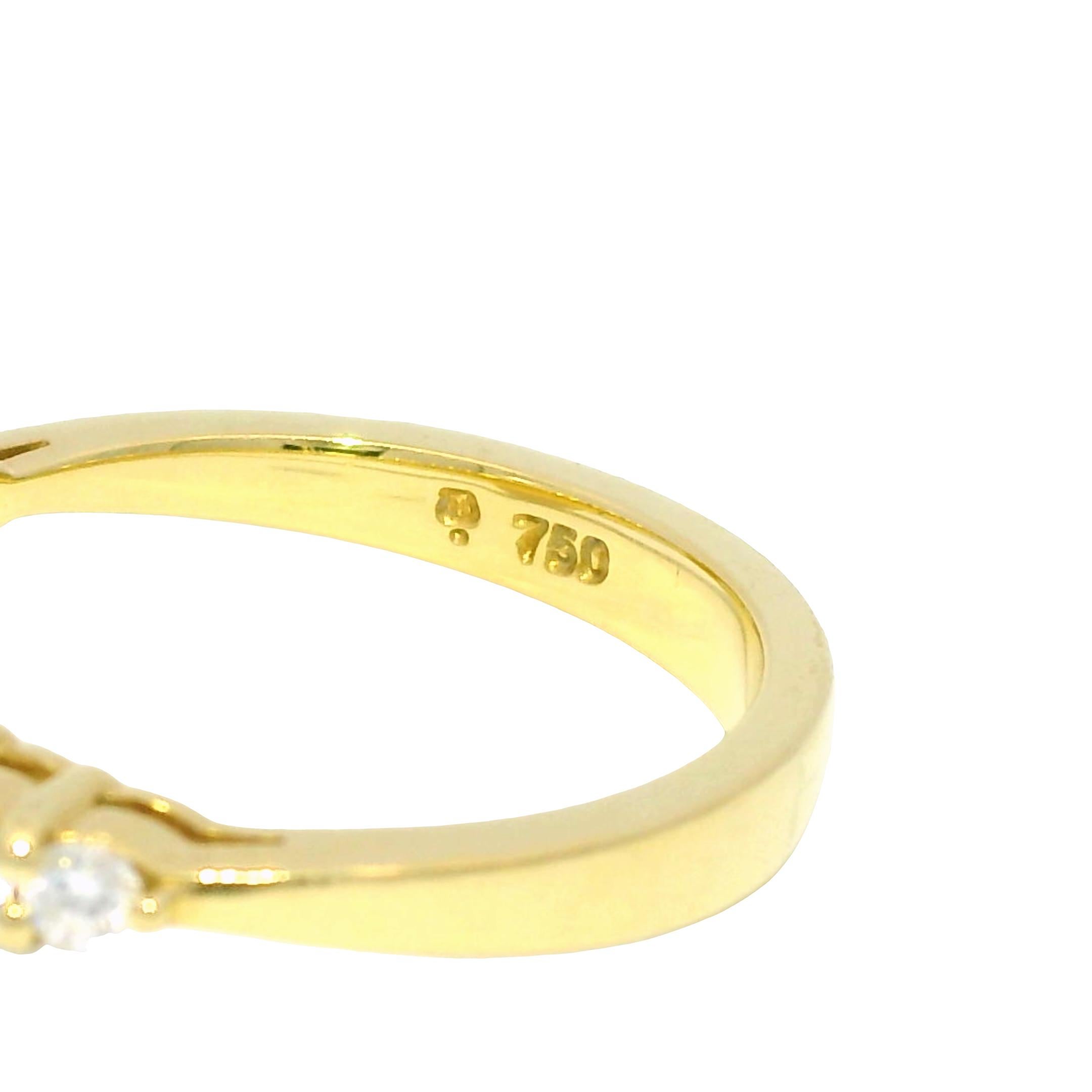 Bague 18 carats avec perles des mers du Sud et diamants naturels en stock en vente 2