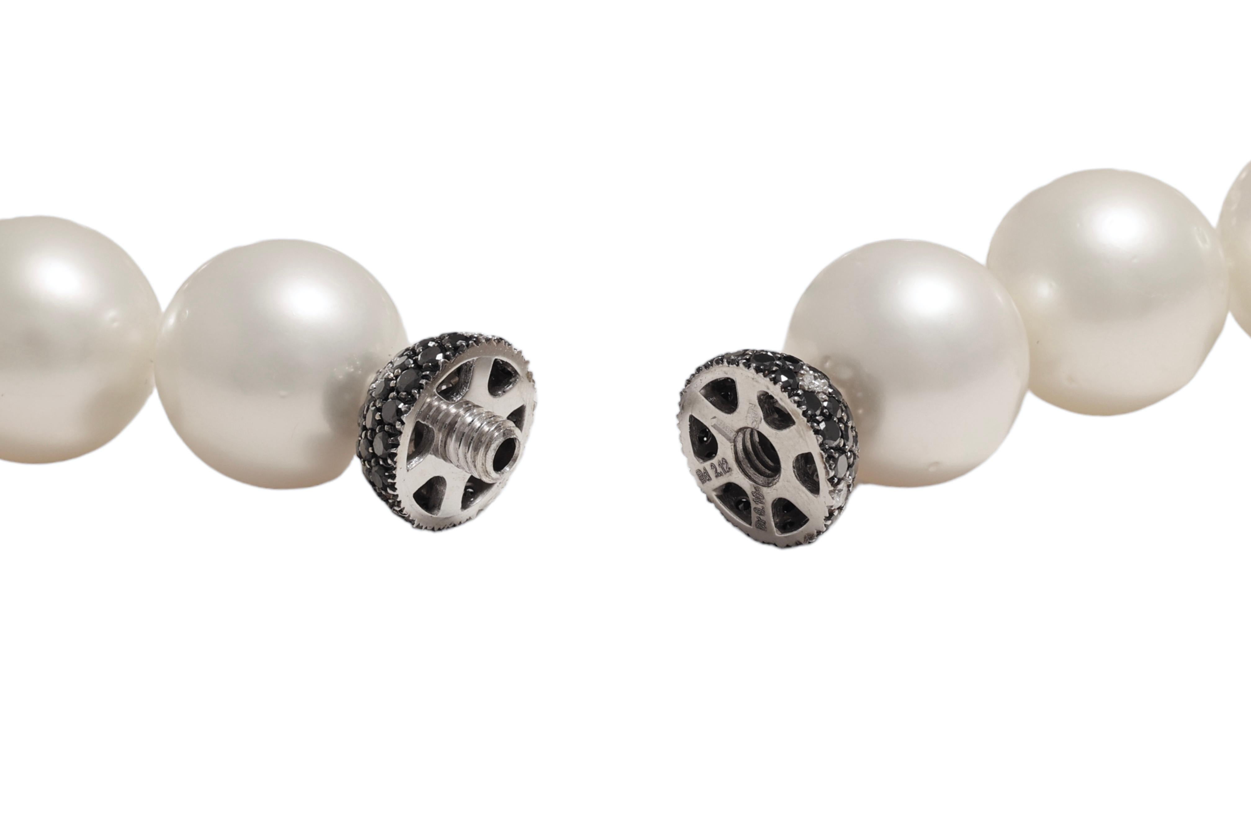 Collier de perles des mers du Sud 18 carats Casier en or blanc 2.28 ct. Diamant 15-16.5mm en vente 5