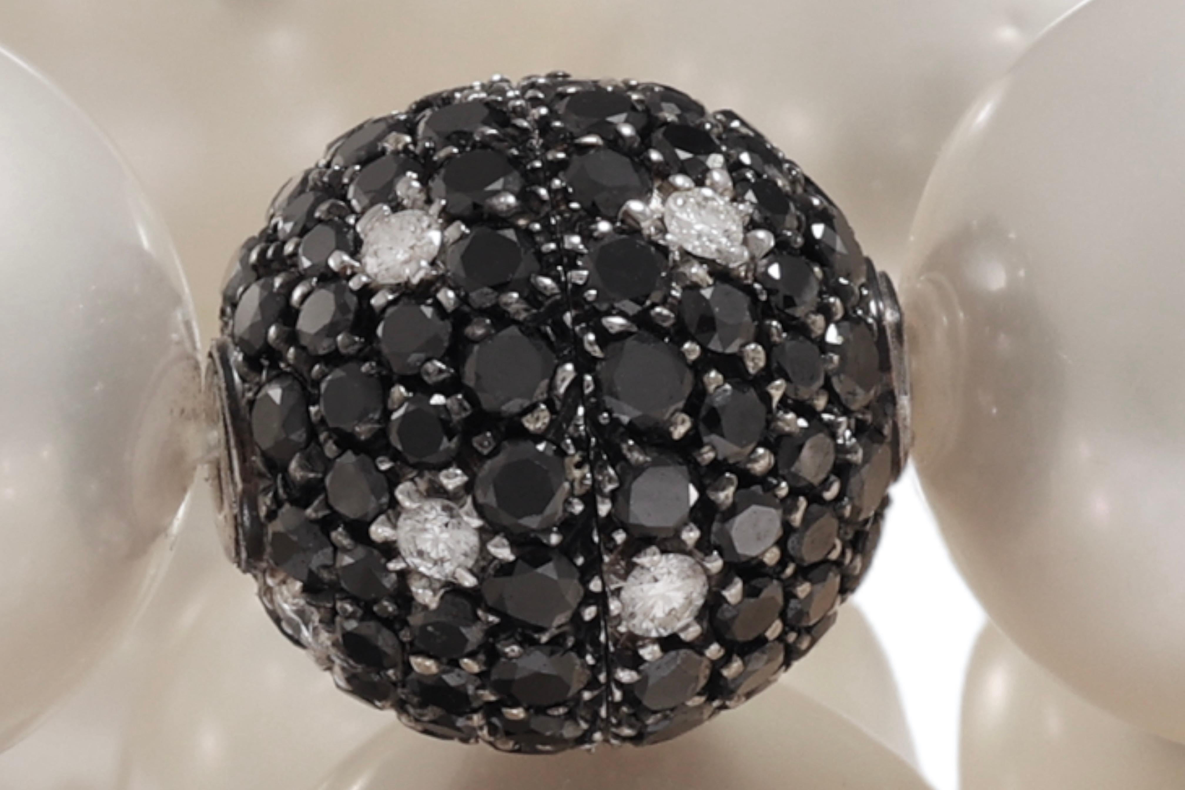 Collier de perles des mers du Sud 18 carats Casier en or blanc 2.28 ct. Diamant 15-16.5mm en vente 6