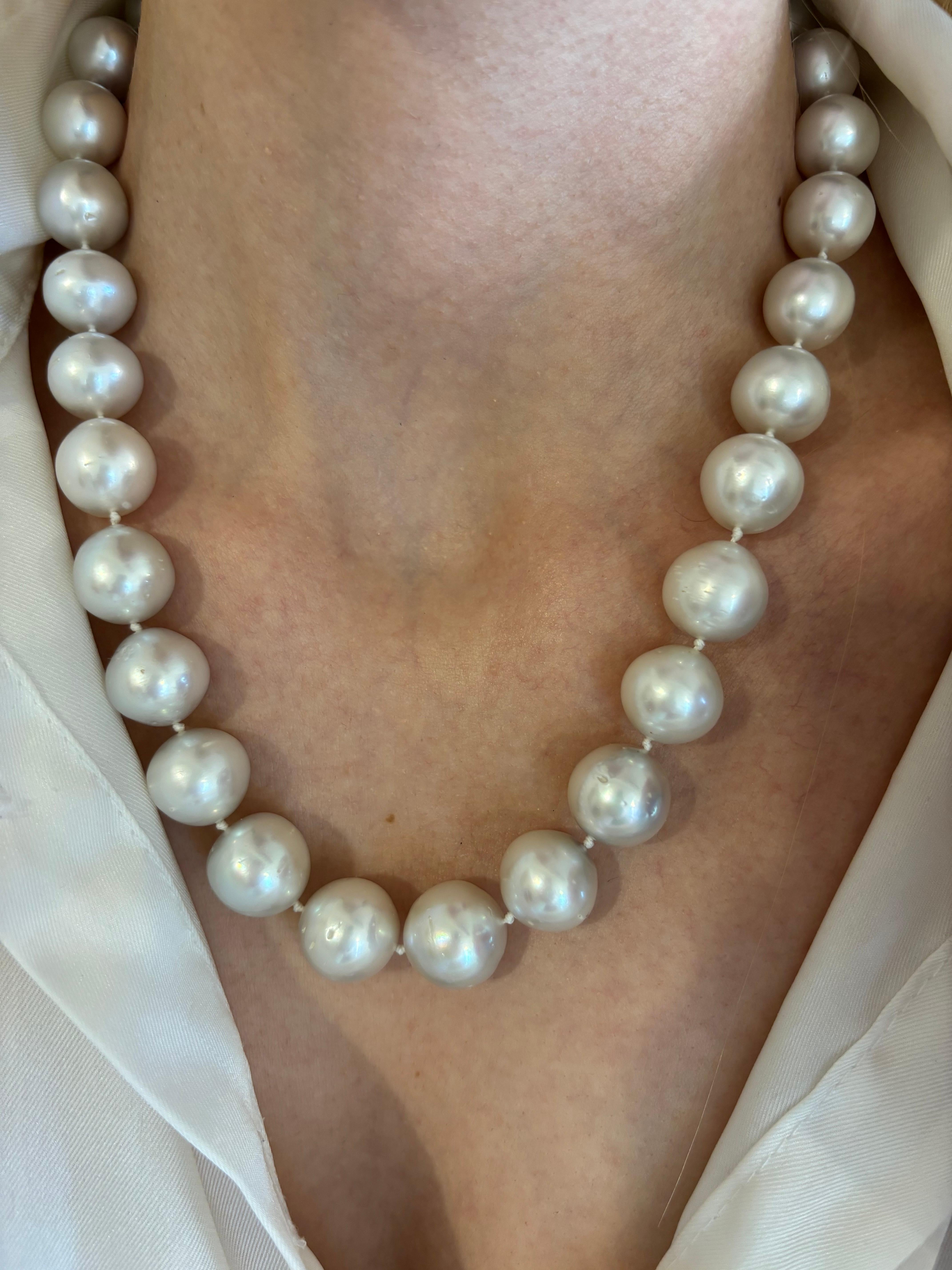 South Sea Pearl Necklace, 18K gold clasp with diamonds by Michelle Massoura For Sale 4