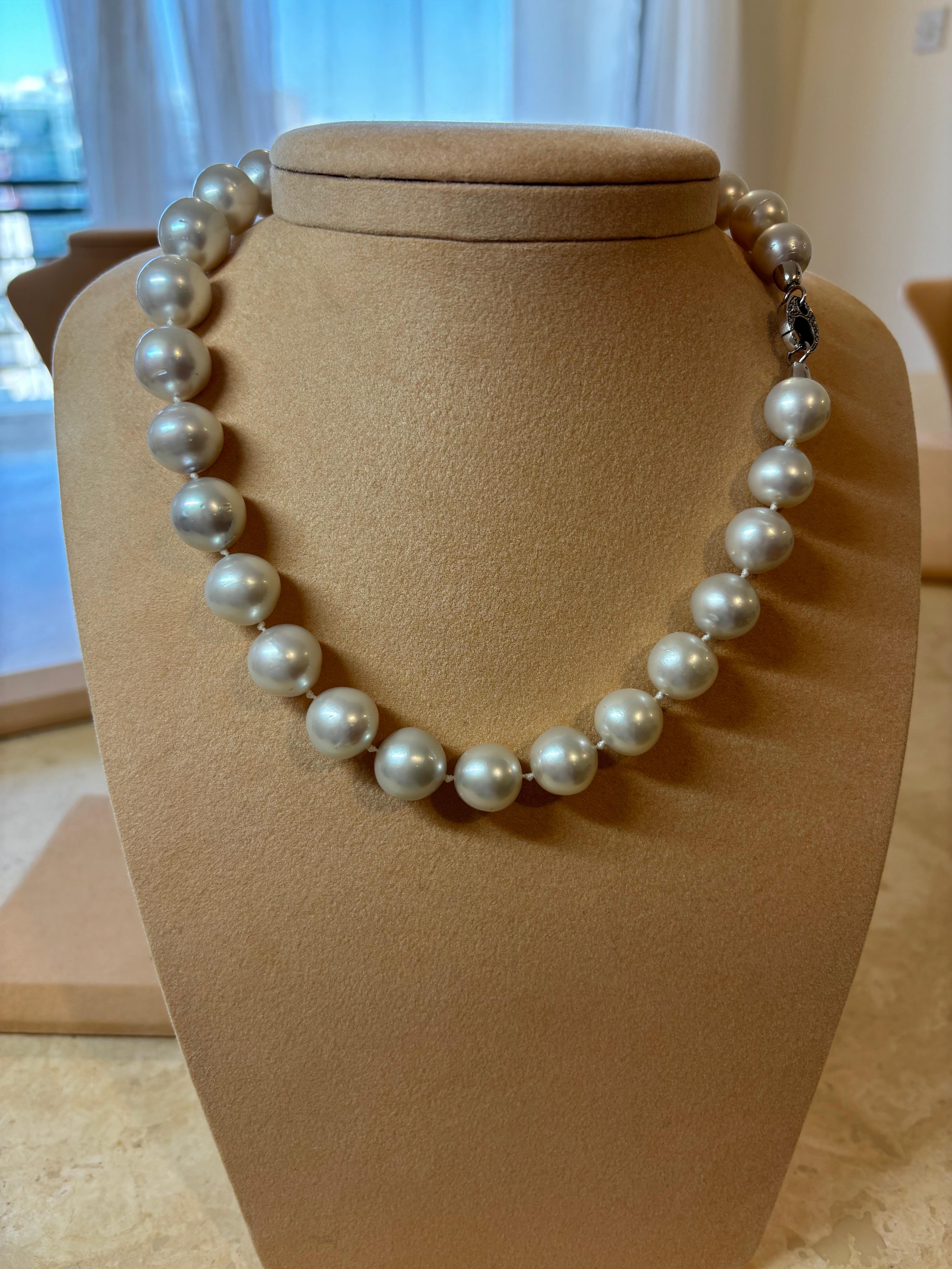 South Sea Pearl Necklace, 18K gold clasp with diamonds by Michelle Massoura For Sale 1