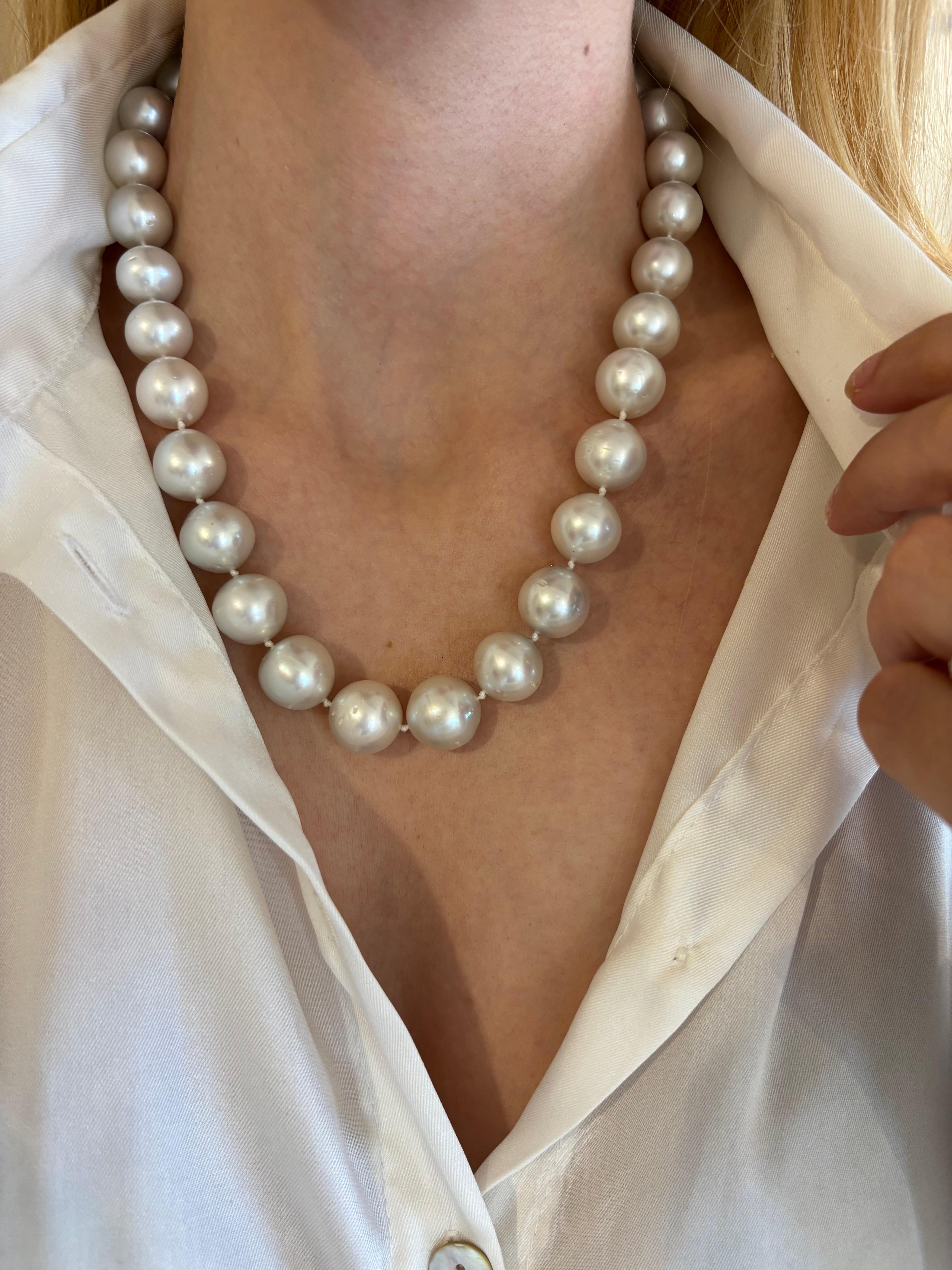 South Sea Pearl Necklace, 18K gold clasp with diamonds by Michelle Massoura For Sale 2